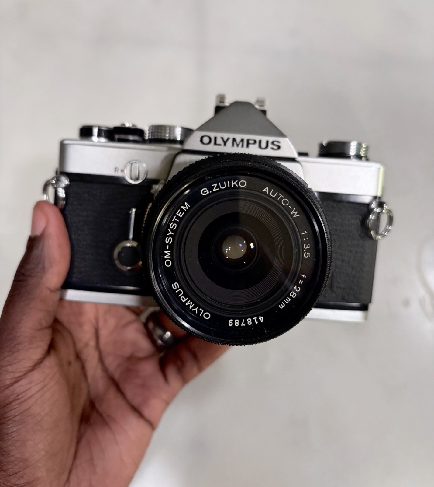 Vintage Olympus OM-1N 35mm Film Camera Vivitar 28mm F2.8 Lens Shoe. Leather Case