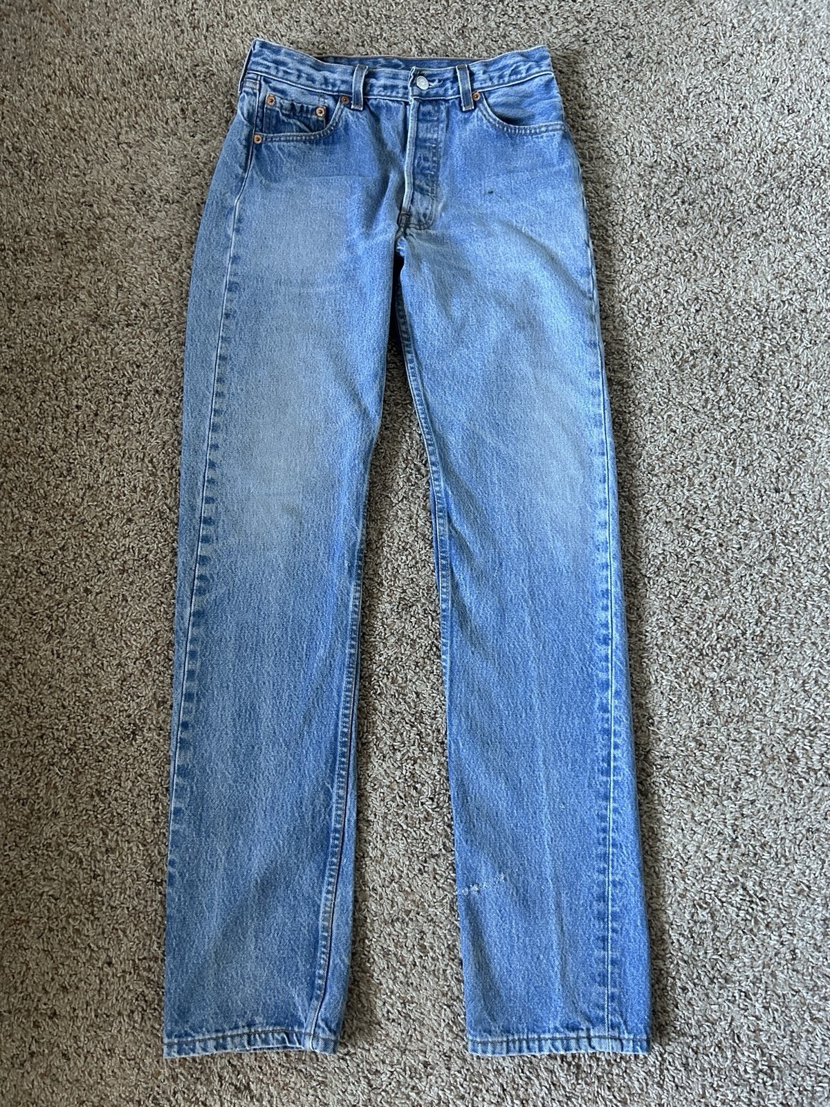 Vintage 90’s Levi’s 501 Men’s 29x32 Denim Jeans AUG 1998 Button Fly Straight Fit Vintage 90’s Levi’s 501 Men’s 29x32 Denim Jeans AUG 1998 Button Fly Straight Fit