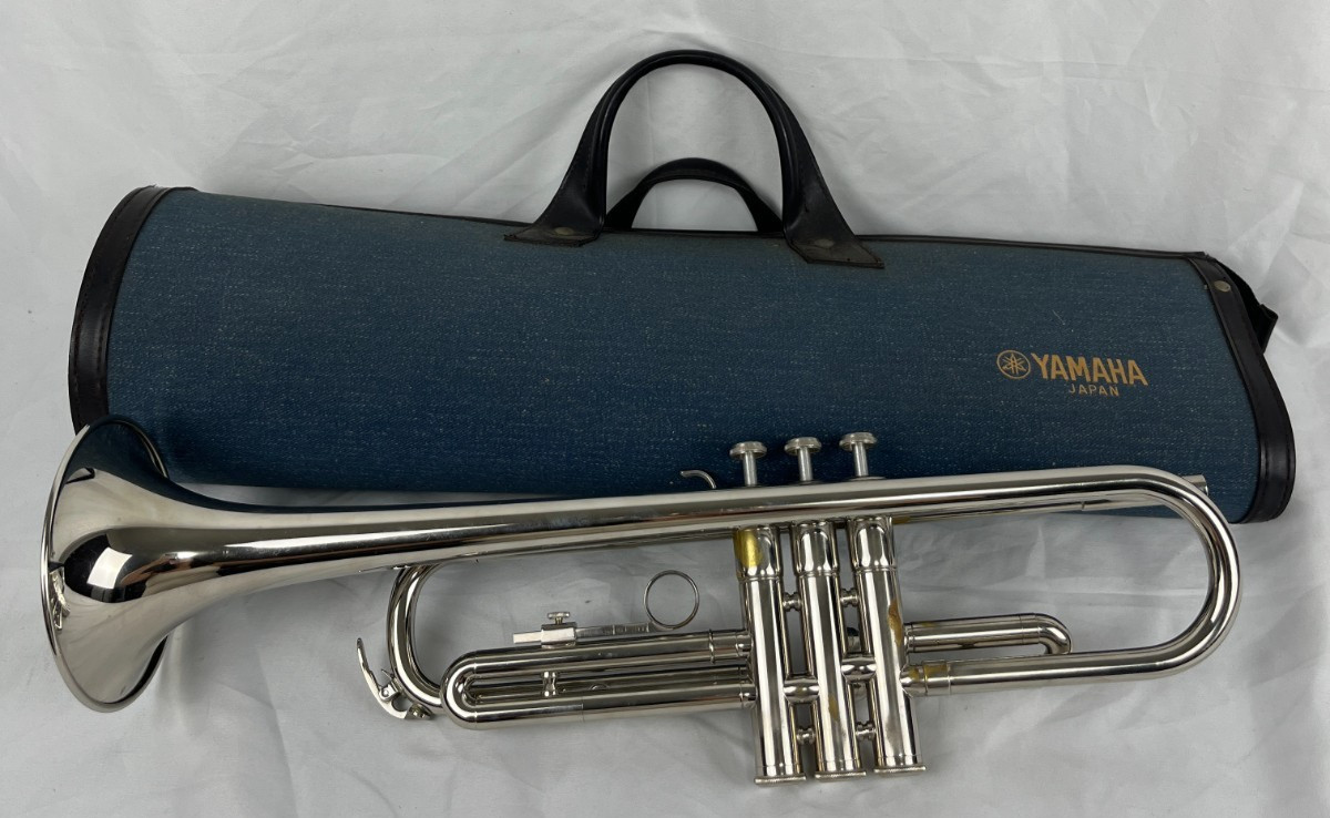 YAMAHA YTR-136 Trumpet silver Bb from Japan