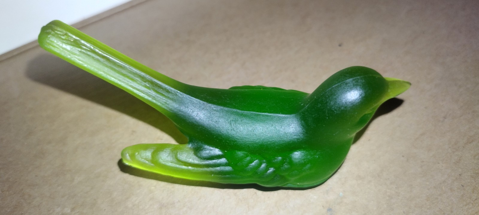 “Vintage Westmoreland Green Slag Glass Bird Figurine – Art Glass Bird Apx 4 1/4\