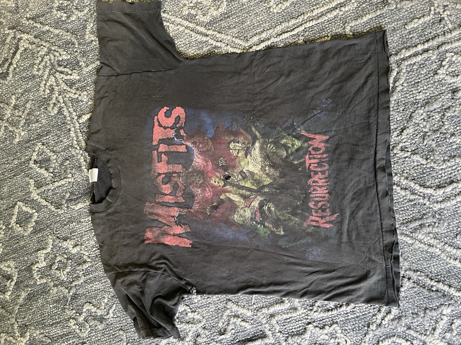 Misfits Resurrection Tour 1996 Black Graphic T-Shirt Rock & Pop Music. Misfits Resurrection Tour 1996 Black Graphic T-Shirt Rock & Pop Music.