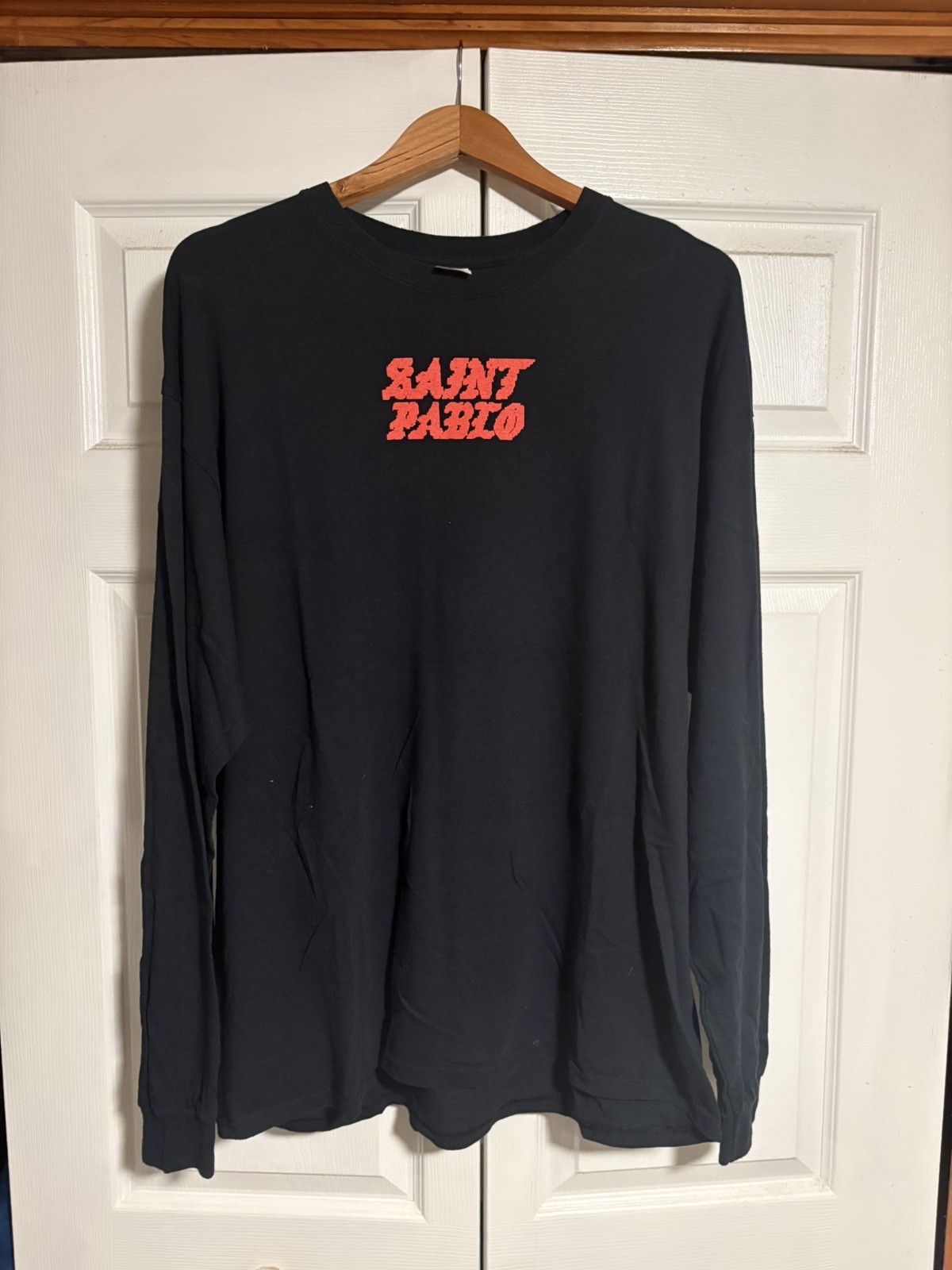 Kanye West Yeezy Season Ye Kim K Life of Saint Pablo Tour Merch XL long sleeve Kanye West Yeezy Season Ye Kim K Life of Saint Pablo Tour Merch XL long sleeve