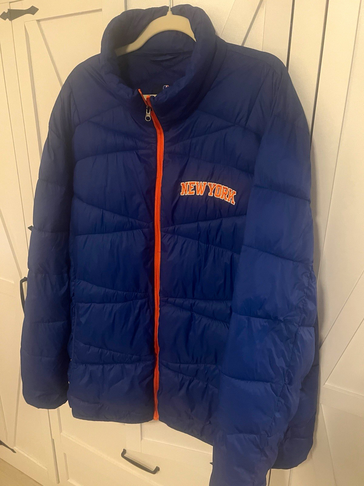 G-III Sports by Carl Banks New York Knicks NBA Blue/Orange Puffer Jacket 4XL G-III Sports by Carl Banks New York Knicks NBA Blue/Orange Puffer Jacket 4XL