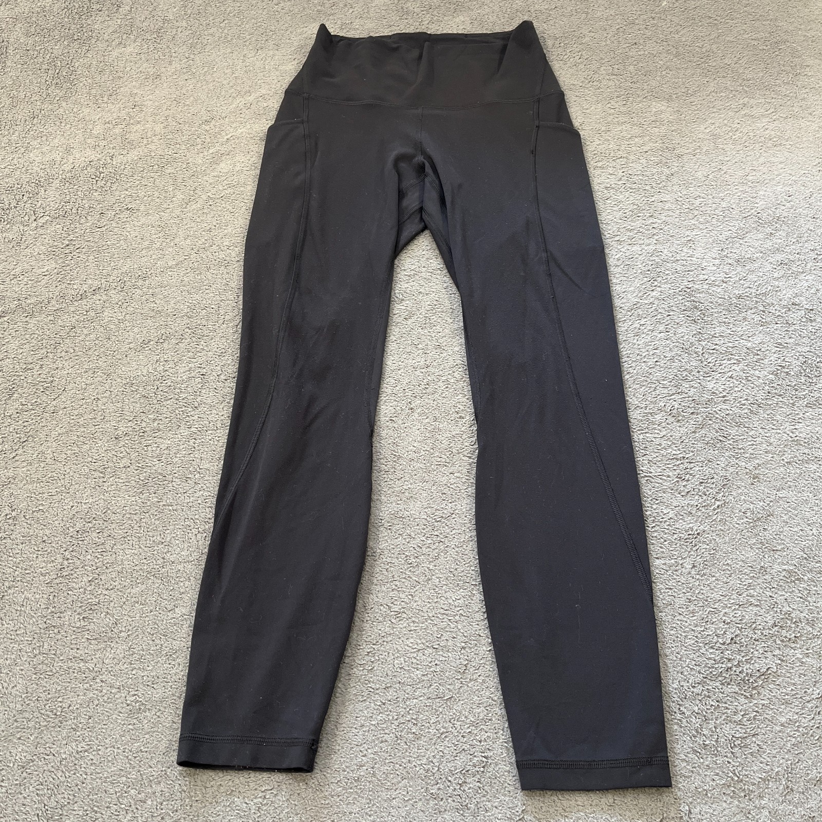 Lululemon Black Yoga Workout Pants High Rise Athletic Leggings Women\'s Size 4 Lululemon Black Yoga Workout Pants High Rise Athletic Leggings Women\'s Size 4