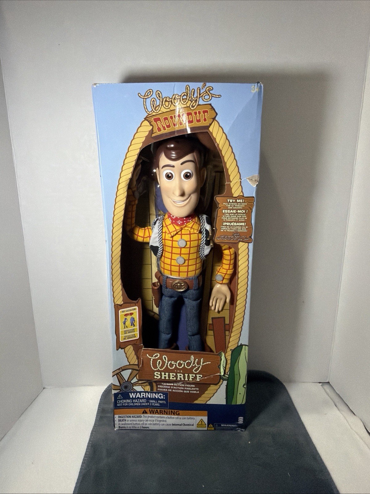 woody the sheriff new in DAMAGED box woody the sheriff new in DAMAGED box