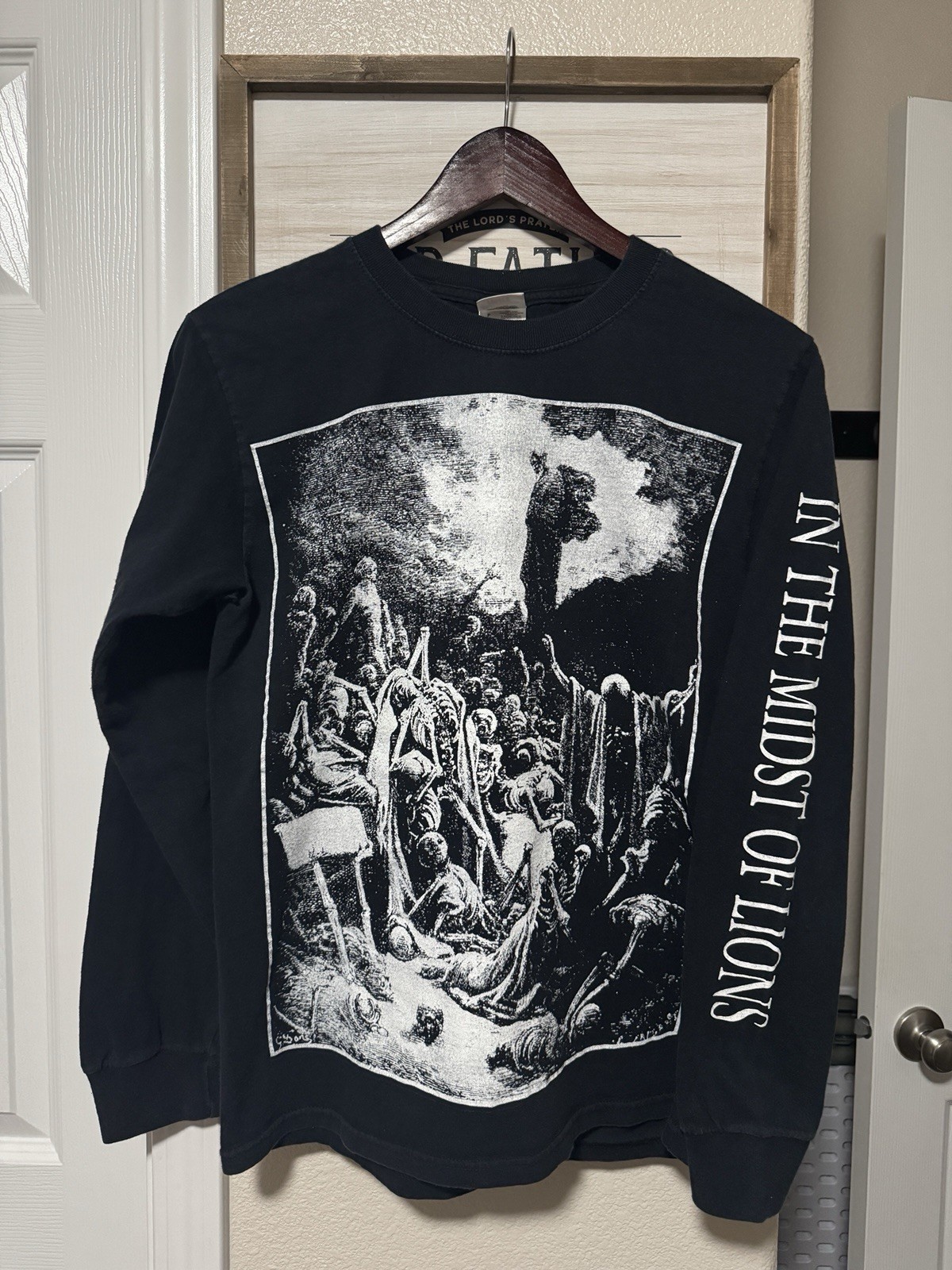 Rare Vintage Gustave Dore “In The Midst Of Lions” Band Jesus Tee Shirt