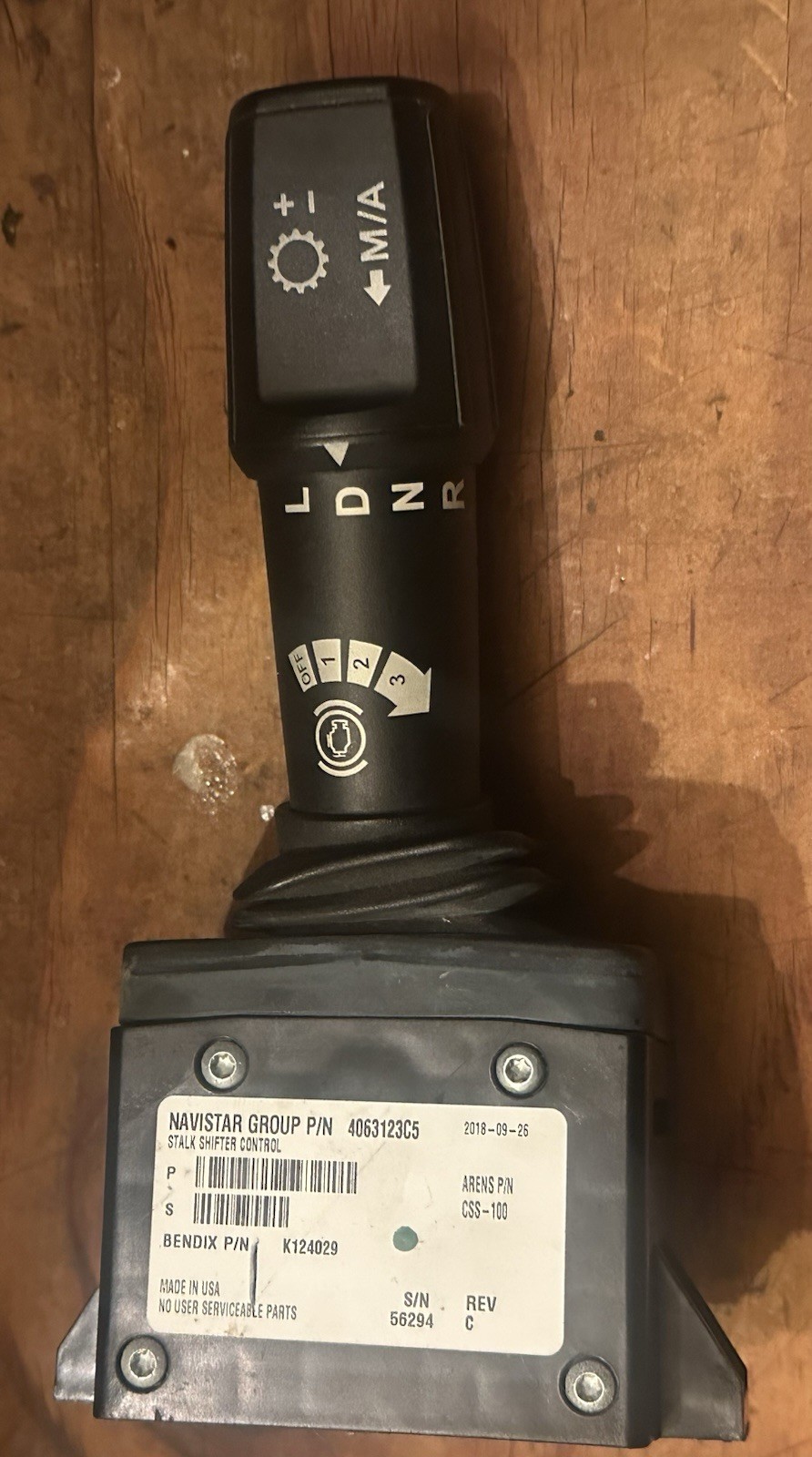 Navistar International 4063123C4 Electronic Stalk Shifter Bendix K124029 Navistar International 4063123C4 Electronic Stalk Shifter Bendix K124029