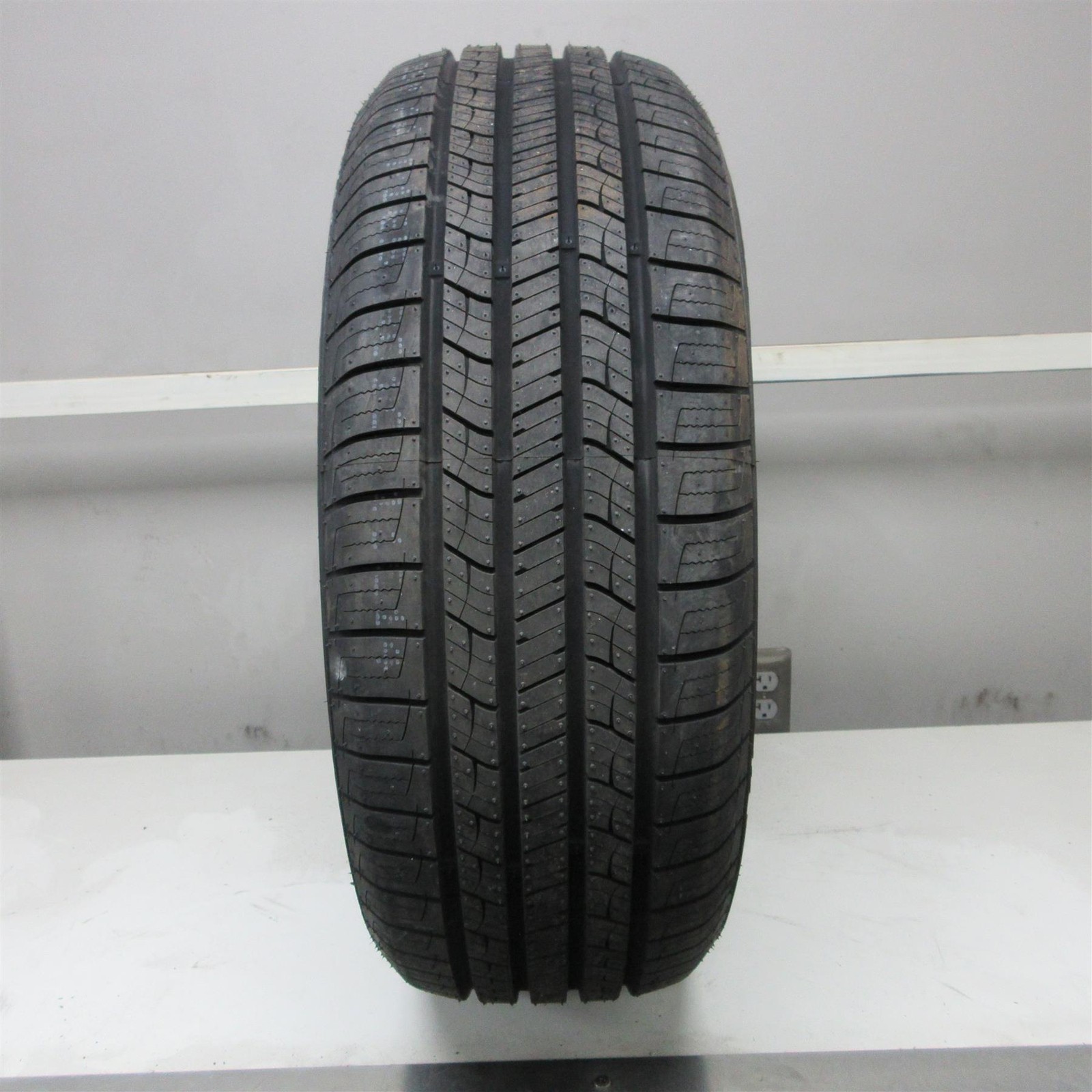 225/60R17 National Touring A/S 99H Used Tire (10/32nd) NO PATCHES (QTY 1)