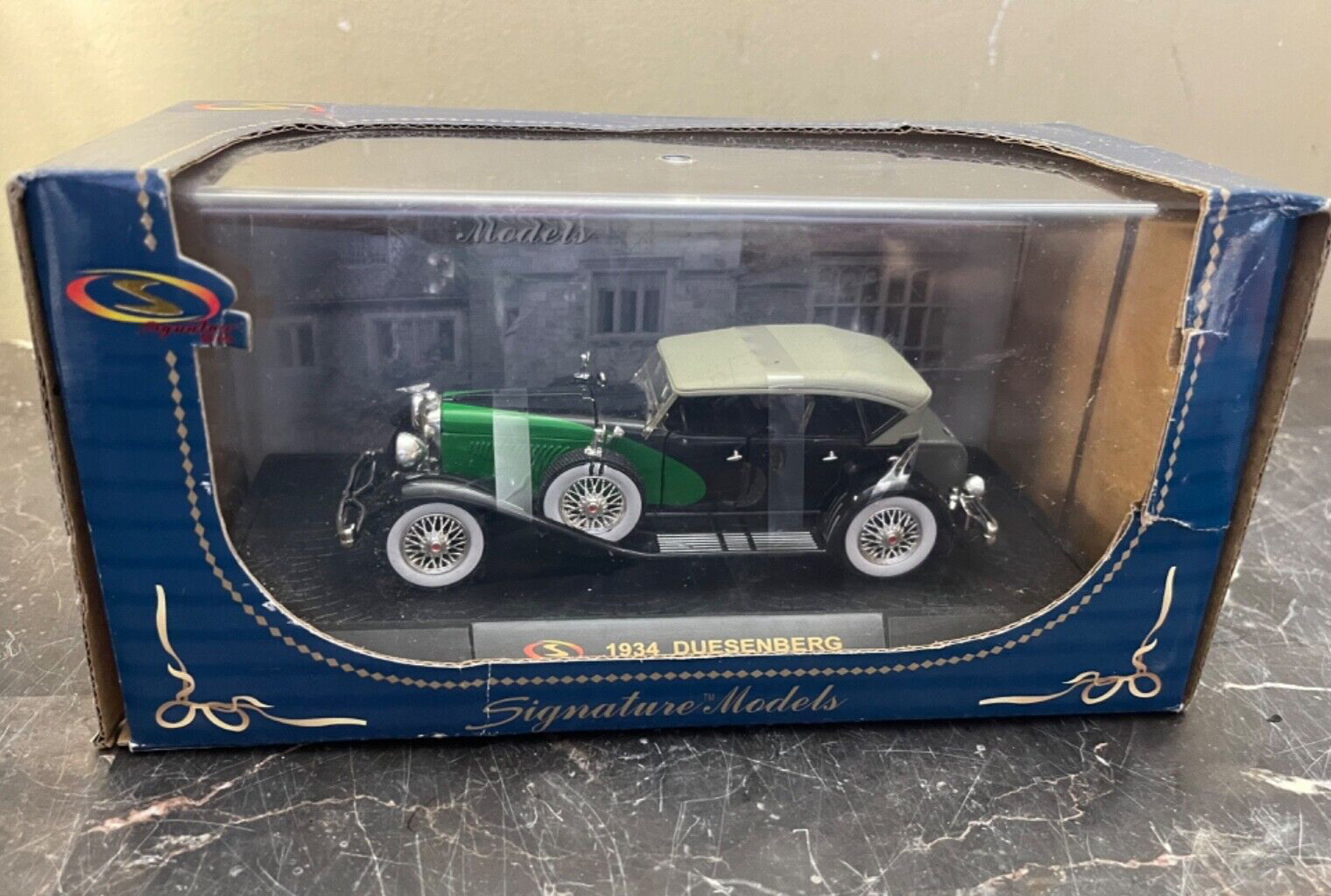 Signature Models 1934 Duesenberg Black And Green 1/32 Diecast-SEALED Signature Models 1934 Duesenberg Black And Green 1/32 Diecast-SEALED