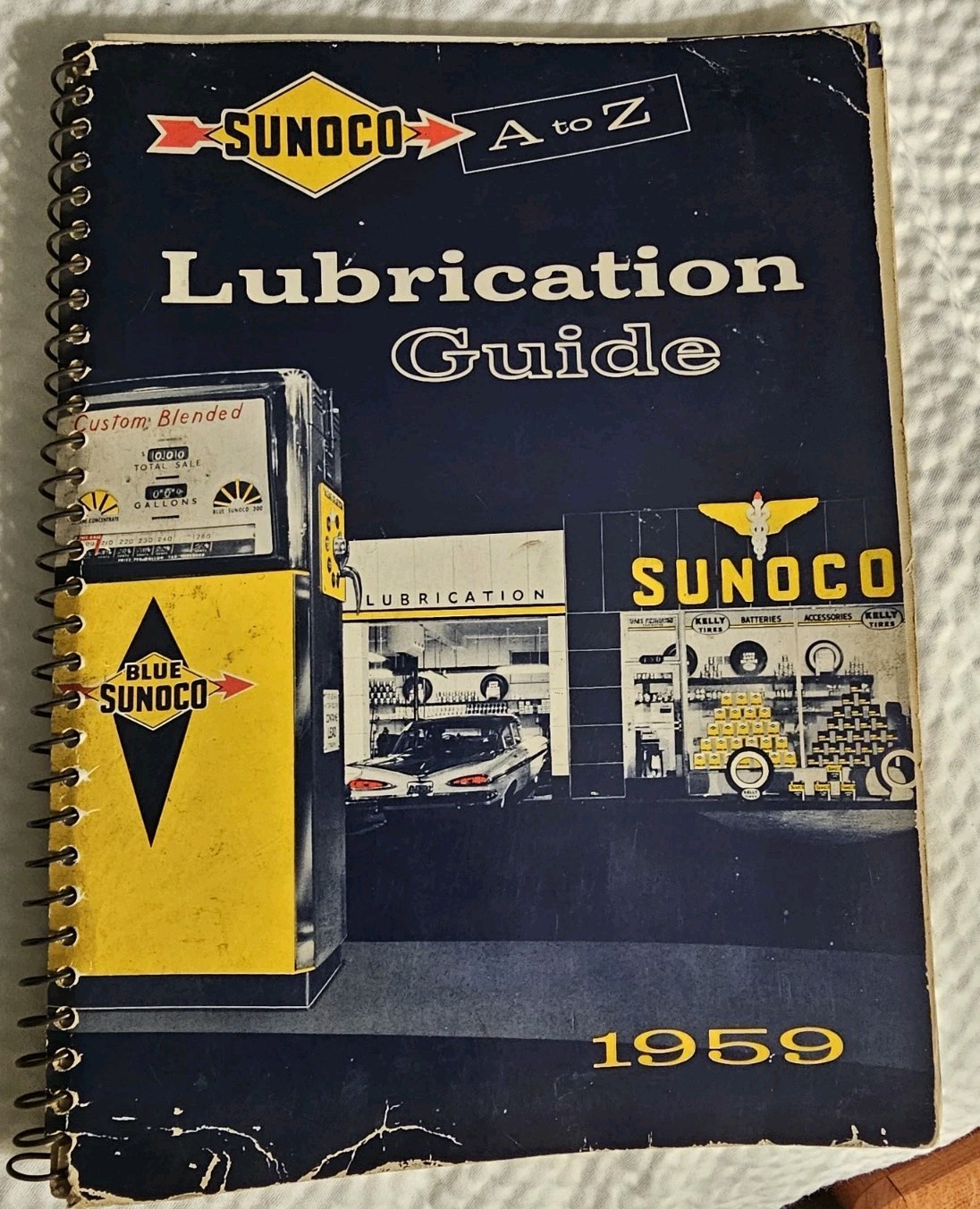 Vintage 1959 Sunoco Lubrication Guide Gas Service Station Manual Edsel DeSoto Vintage 1959 Sunoco Lubrication Guide Gas Service Station Manual Edsel DeSoto