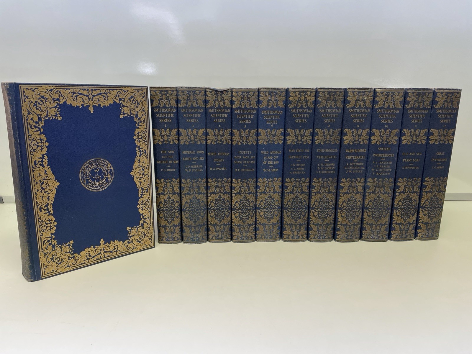 1934 Smithsonian SCIENTIFIC SERIES Complete Set of 12 Patron\'s Edition Blue Gold