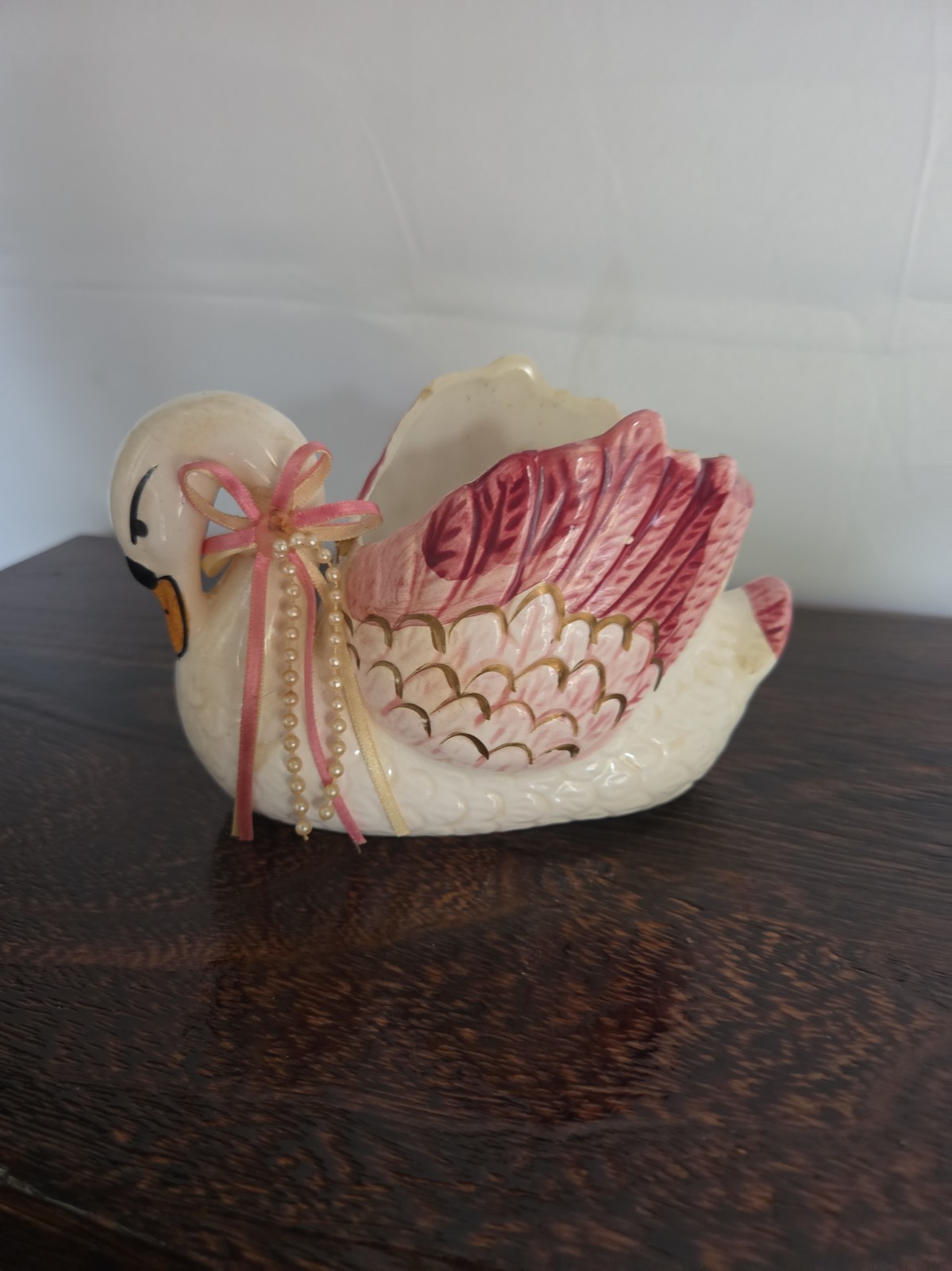Vintage young\'s inc swan planter