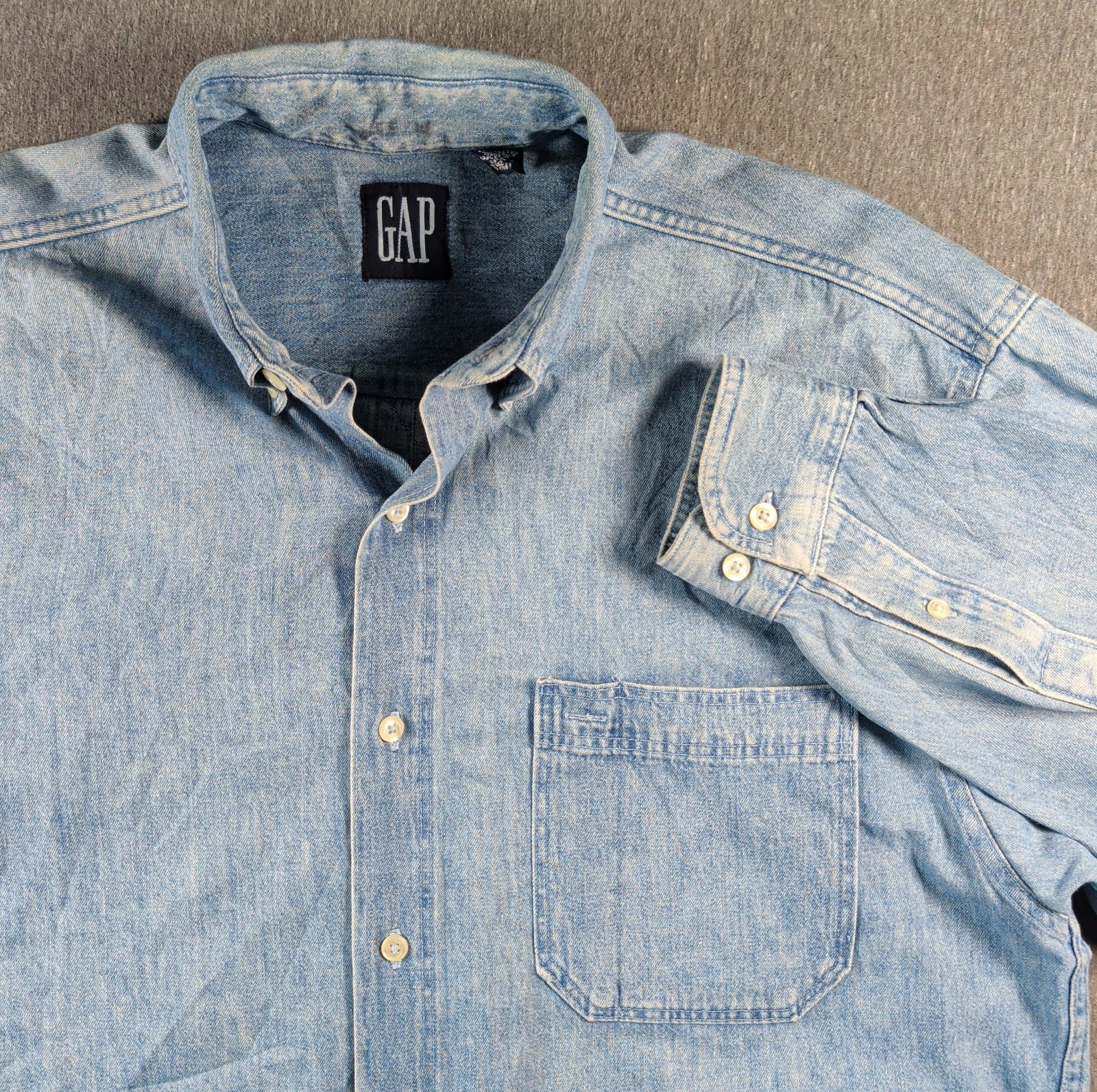 90s GAP Shirt Sz Large Blue Denim Button Long Sleeve Casual Made In USA Vtg 90s GAP Shirt Sz Large Blue Denim Button Long Sleeve Casual Made In USA Vtg