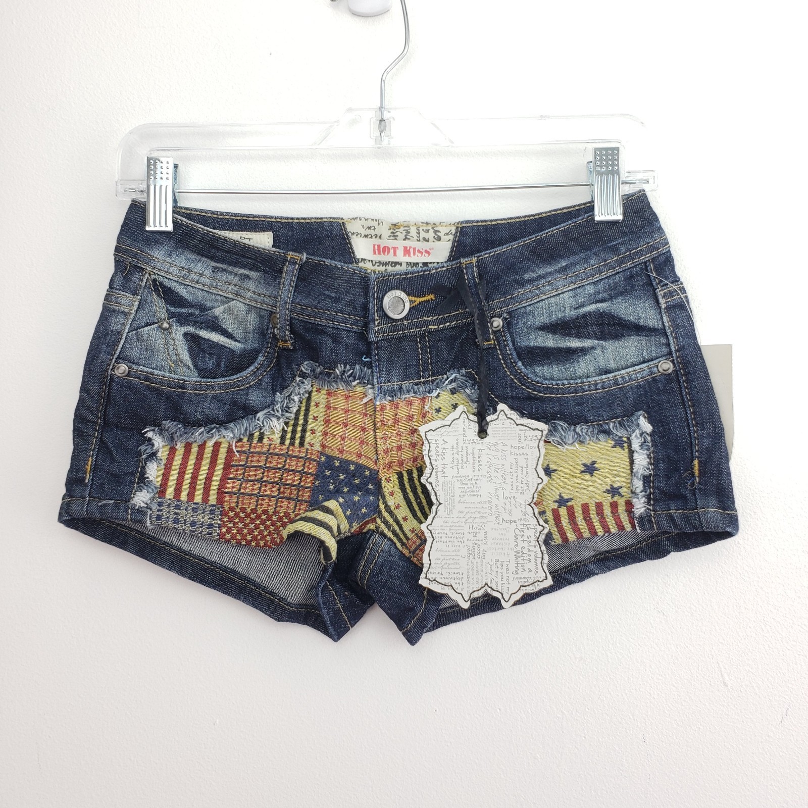 HOT KISS Blue Denim Embroidered Cici Shorts Women\'s Size 1 NWT