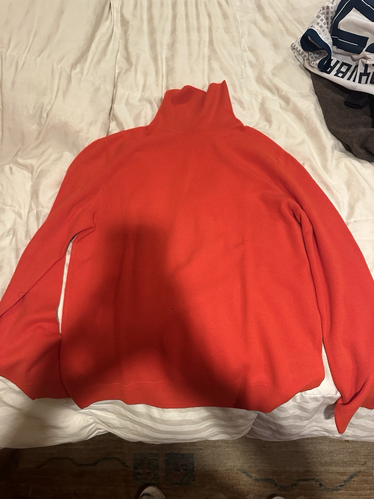BRAND NEW NEVER WORN COS MENS TURTLENECK SIZE LARGE PERFECT CONDITON