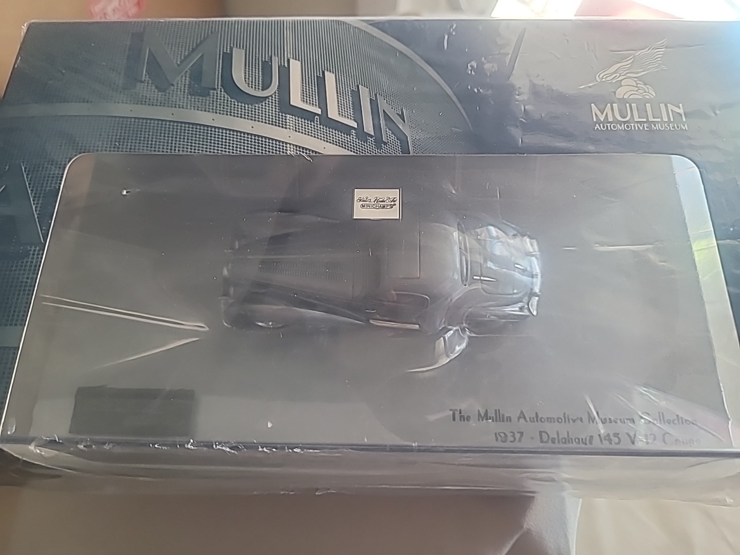 Mullin Minichamps 1:43 Scale. 1937 Delahaye 145 V-12 Coupe Mullin Minichamps 1:43 Scale. 1937 Delahaye 145 V-12 Coupe