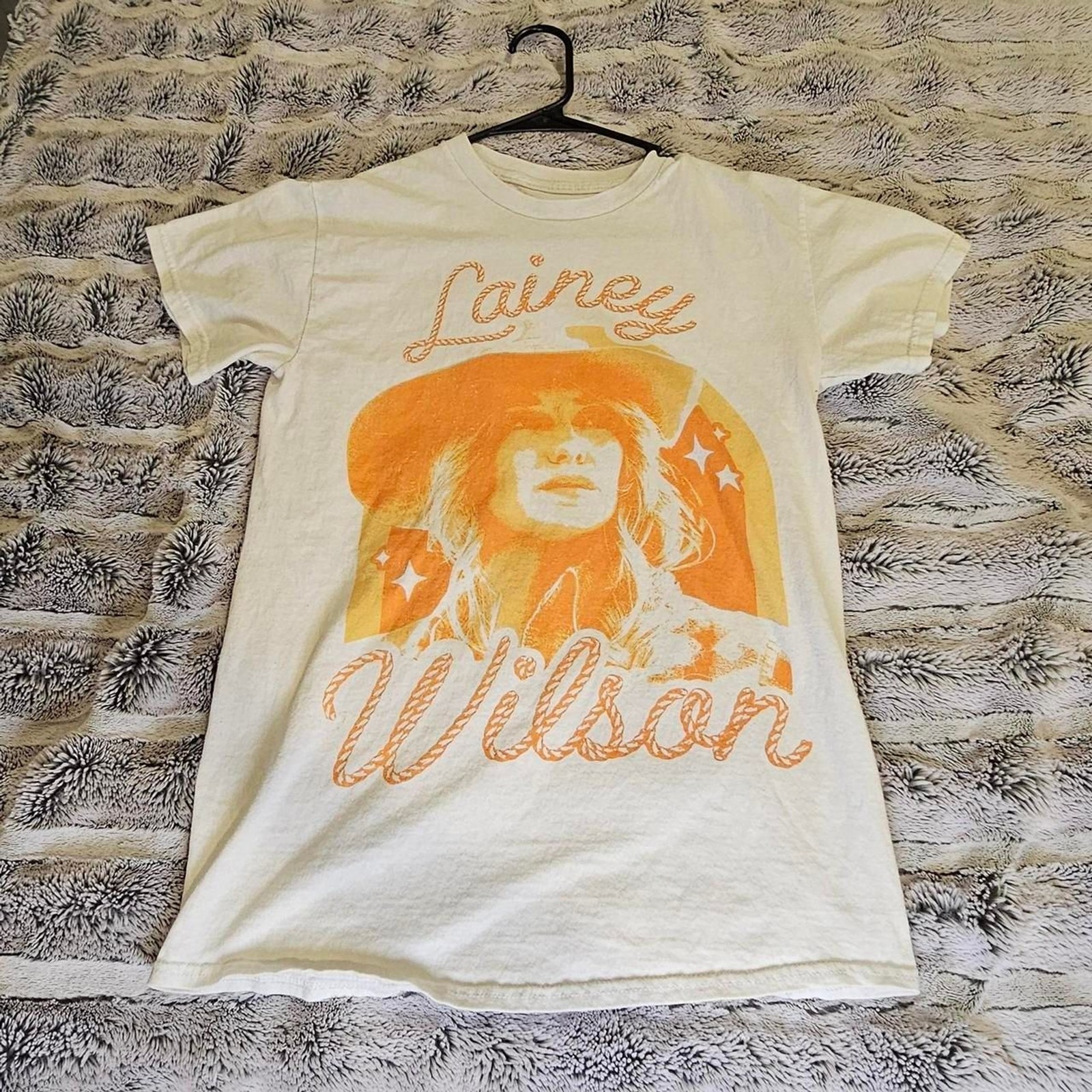 Unbranded Women\'s White and Orange T-shirt Unbranded Women\'s White and Orange T-shirt
