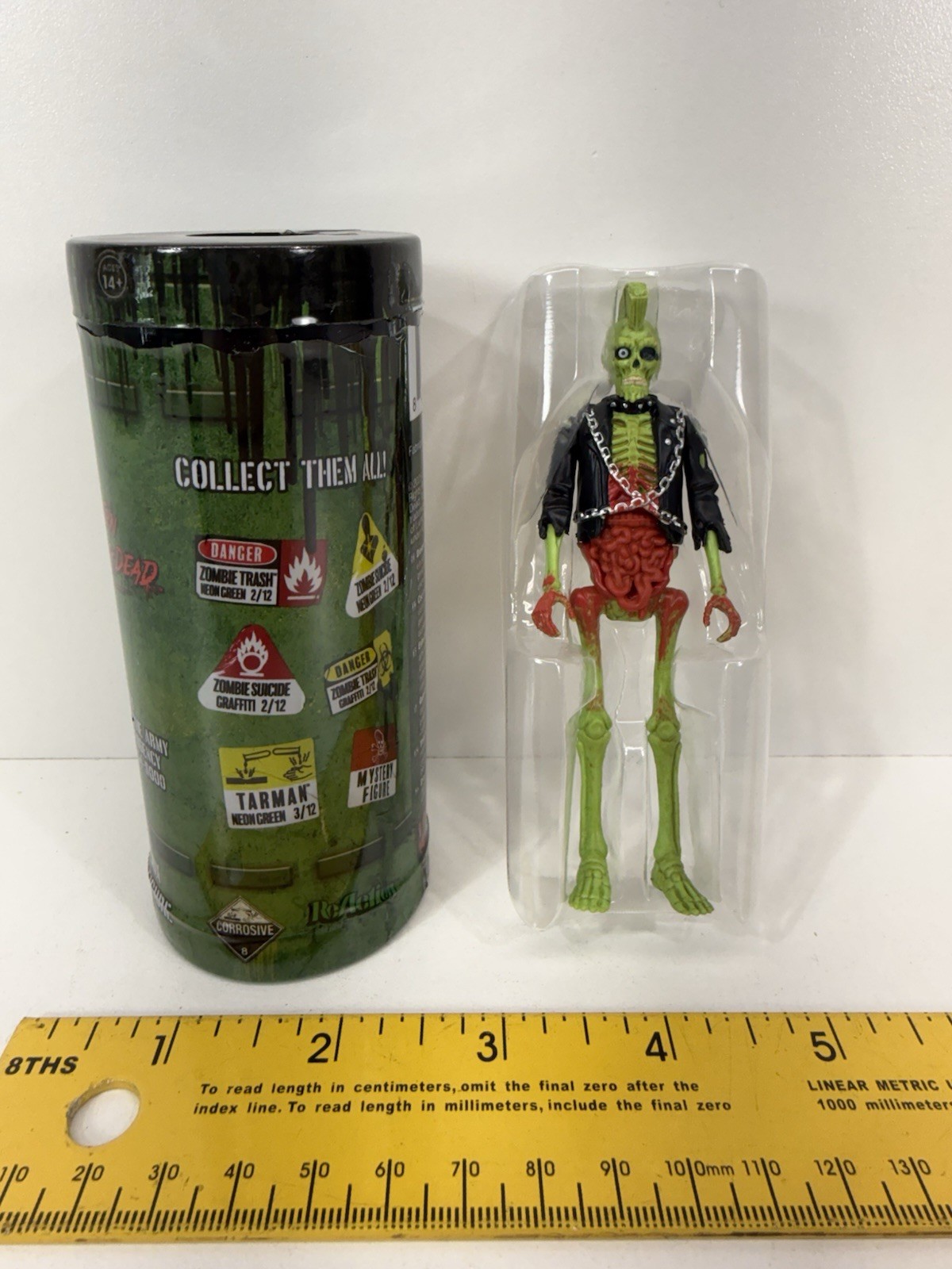 Super 7 The Night Of The Living Dead Zombie Suicide Neon Green