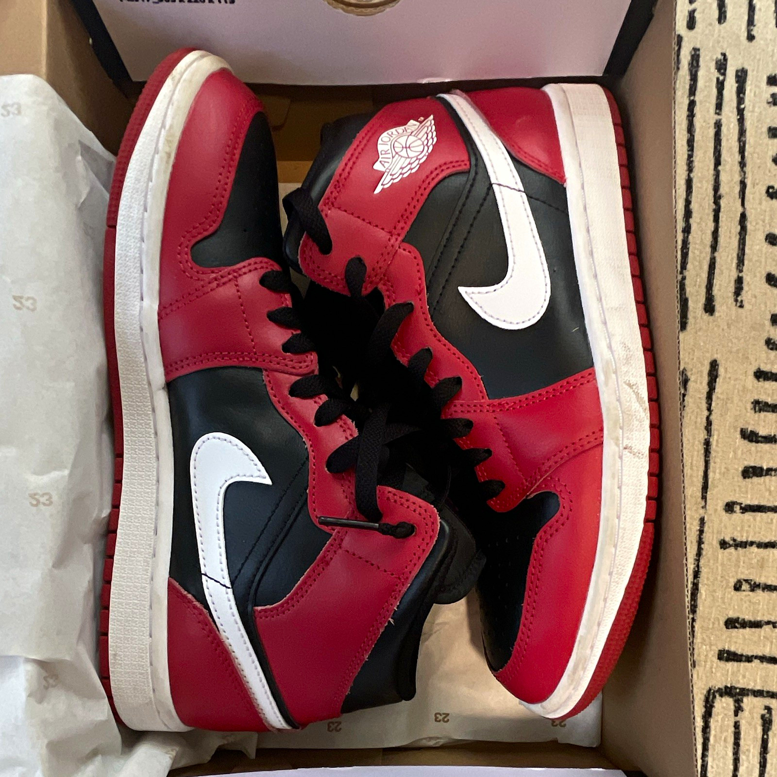 Jordan Air Jordan 1 Mid Gym Red/Black/White Men’s US 8 DQ8426-061 Jordan Air Jordan 1 Mid Gym Red/Black/White Men’s US 8 DQ8426-061