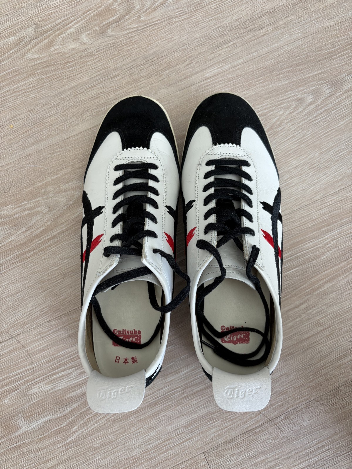 Onitsuka Tiger Mexico 66 Deluxe Nippon Made In Japan White/Black Size 8.5 26.5 Onitsuka Tiger Mexico 66 Deluxe Nippon Made In Japan White/Black Size 8.5 26.5