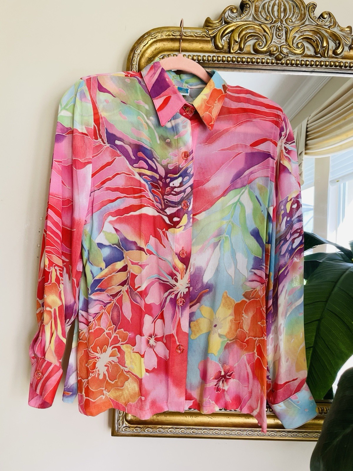 Vintage SeaSuns Semi Sheer Rayon Tropical Floral Print Button Blouse M Vintage SeaSuns Semi Sheer Rayon Tropical Floral Print Button Blouse M