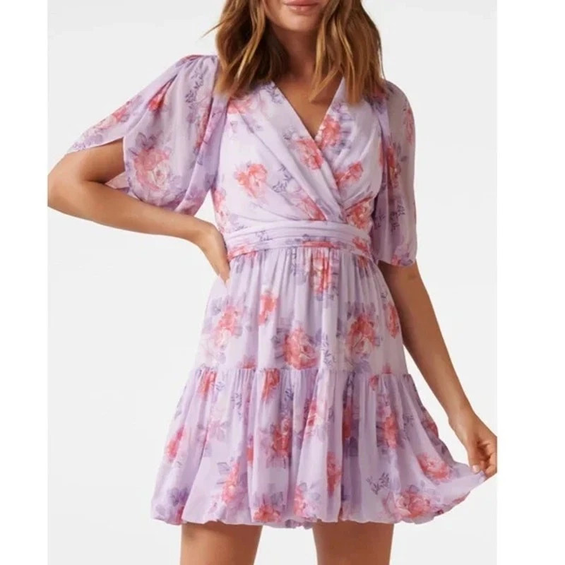 Ever New Lilac Floral Wrap Mini Bubble Dress NWT Size 6 Ever New Lilac Floral Wrap Mini Bubble Dress NWT Size 6
