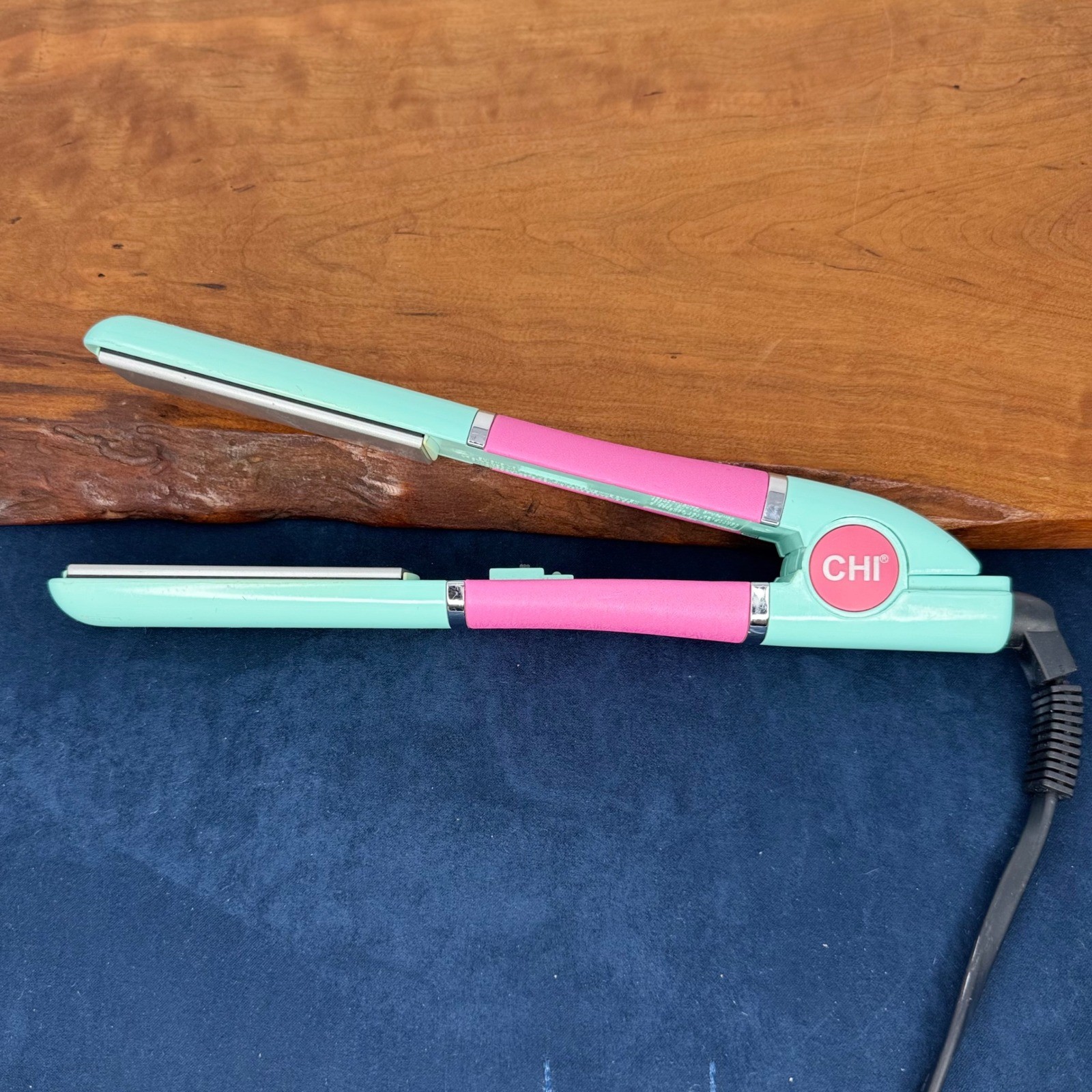 CHI X Ulta Ceramic 1 Inch Hair Flat Iron Mint Green Pink Colorblock