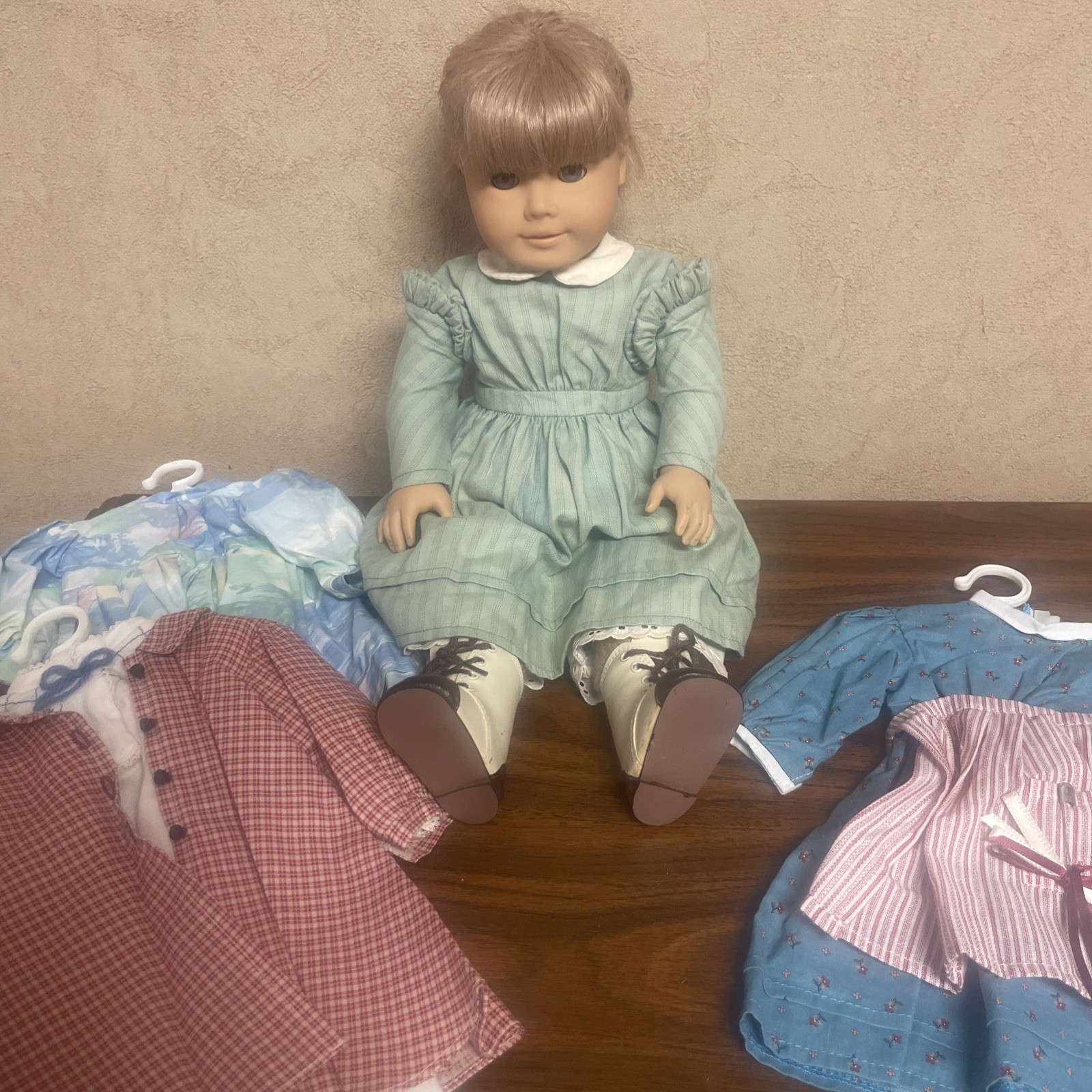 American Girl Doll Kirsten Blonde Blue Eyes Pleasant Co 18in+ 3 More Outfits American Girl Doll Kirsten Blonde Blue Eyes Pleasant Co 18in+ 3 More Outfits