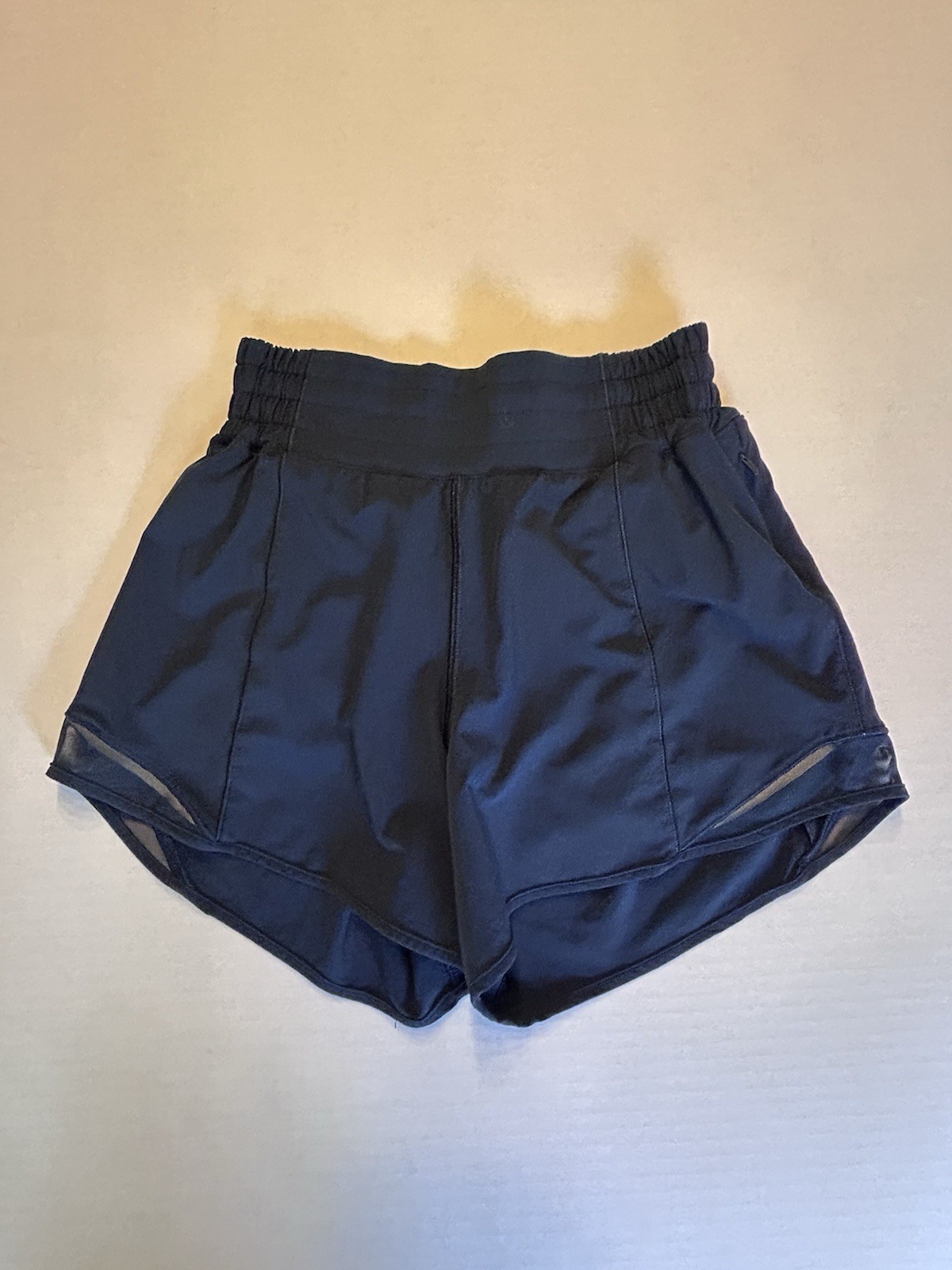 Lululemon Hotty Hot Short *High-Rise Long 4\ Lululemon Hotty Hot Short *High-Rise Long 4\