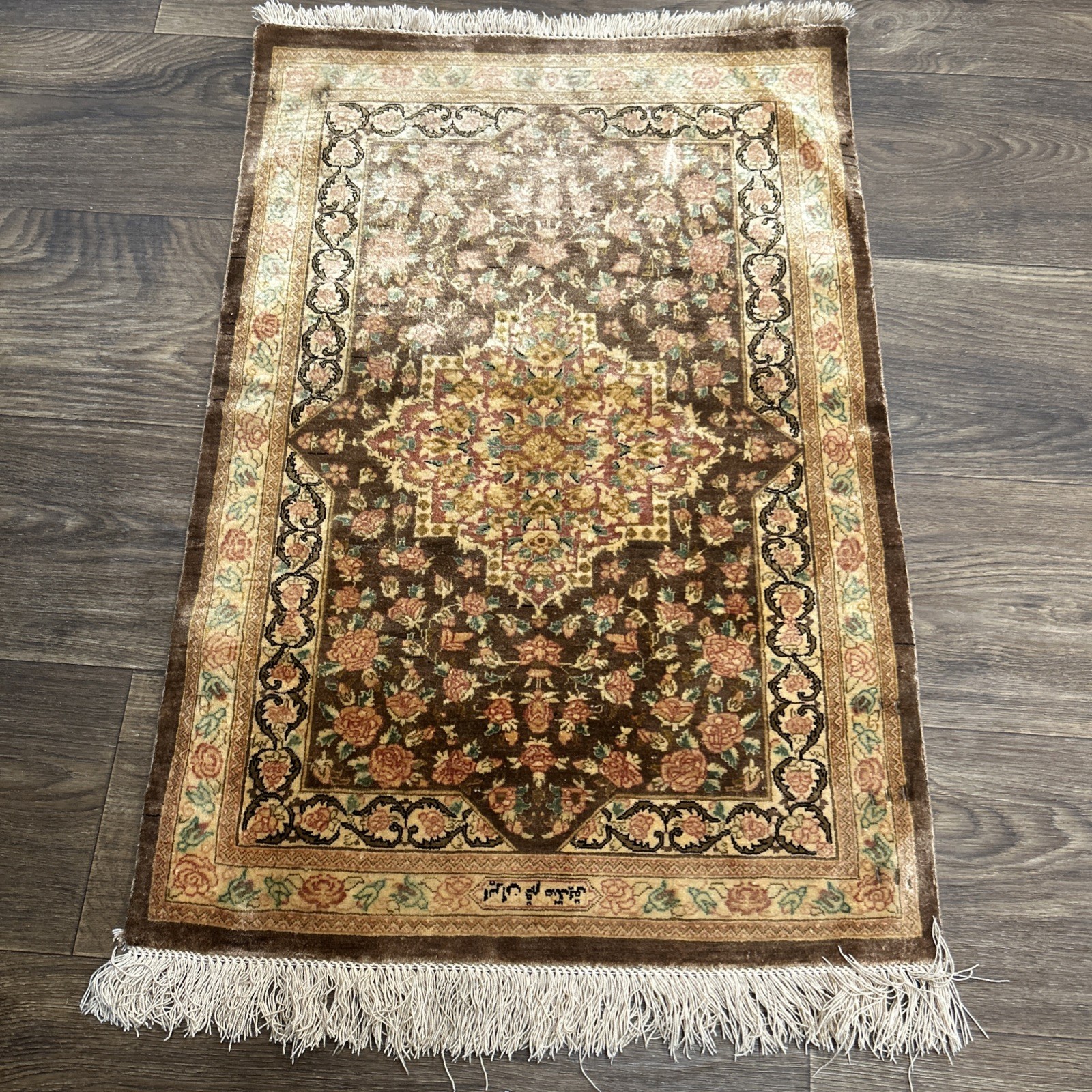 Indian Kashmiri Pure Silk Rug 2x3 , Floral Design, Very Fine 380 KPSI, Flowers