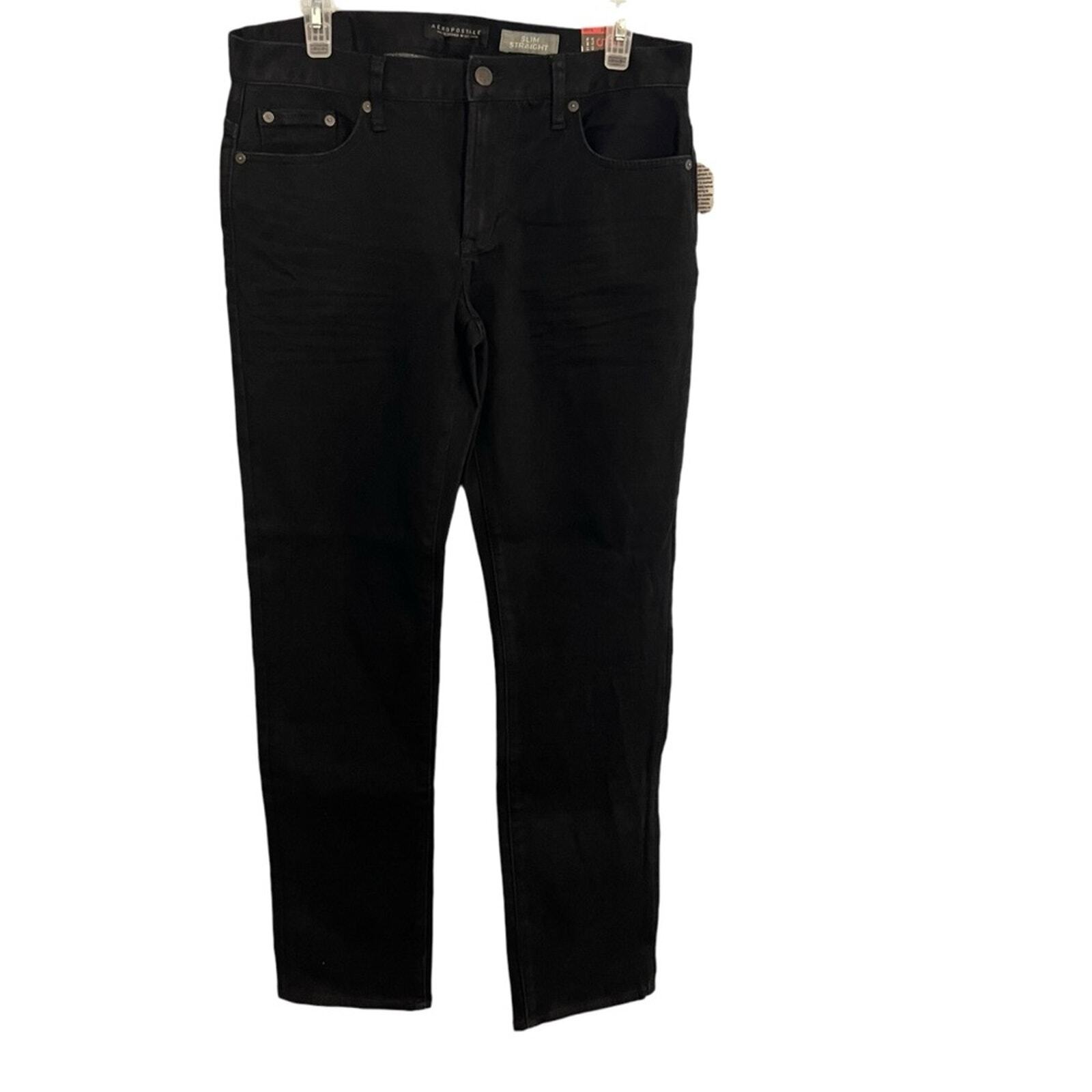 NWT Aeropostale Black Slim Straight Mens Jeans Size 31x 32 NWT Aeropostale Black Slim Straight Mens Jeans Size 31x 32