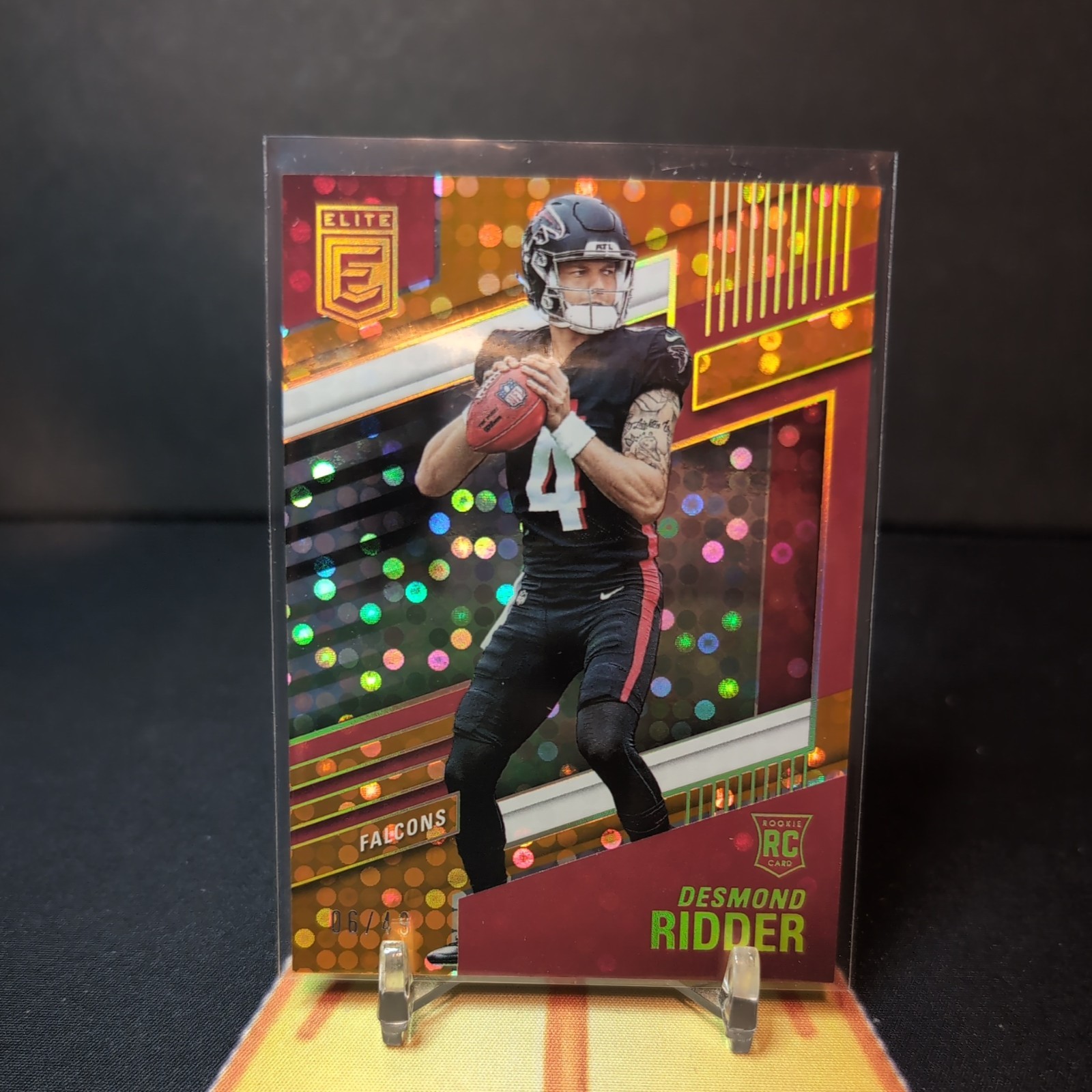 2022 Panini Donruss Elite Rookies Yellow /49 Desmond Ridder #105 2022 Panini Donruss Elite Rookies Yellow /49 Desmond Ridder #105