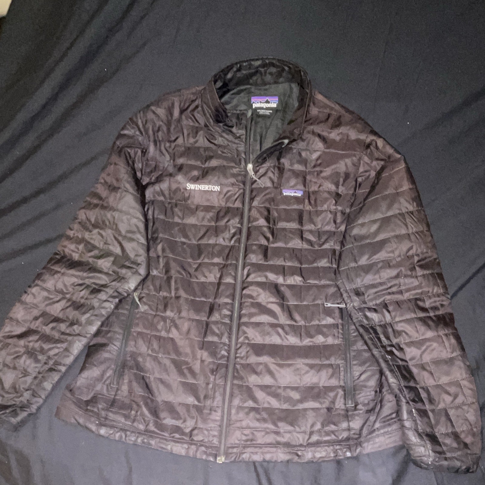 Patagonia Mens L Black Quilted Puffer Full Zip Jacket Swinerton Logo