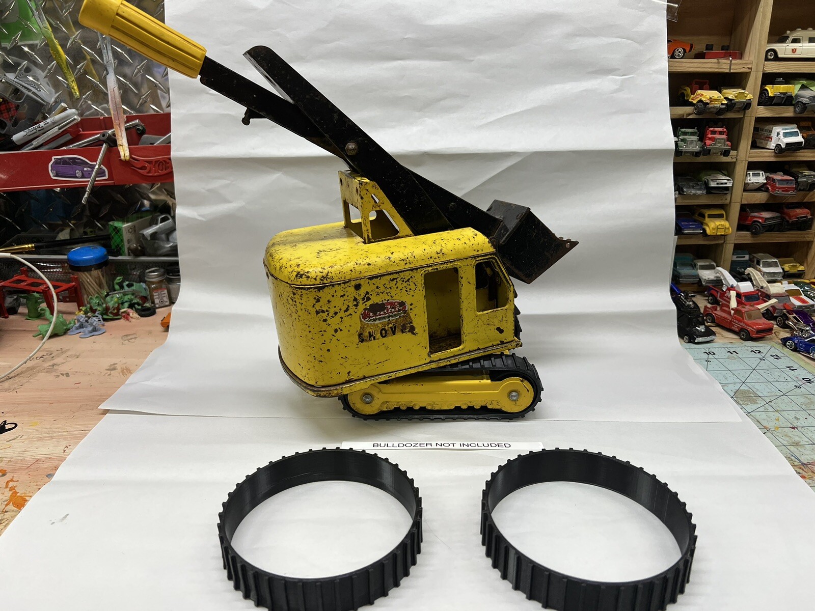 1 pair of tracks for Vintage Tonka Steam Shovel Excavator (TRACKS ONLY) 1 pair of tracks for Vintage Tonka Steam Shovel Excavator (TRACKS ONLY)