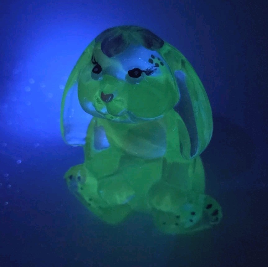 Fenton Green Lop Eared Bunny Figurine Hand Painted & Signed C Smith UV Glow Fenton Green Lop Eared Bunny Figurine Hand Painted & Signed C Smith UV Glow