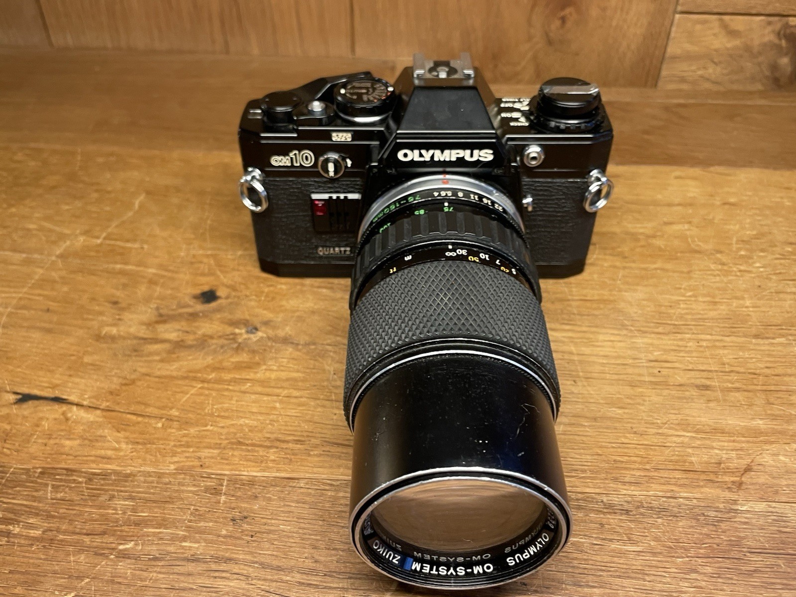 *READ : Near Mint* Olympus OM10 Black Film Camera Zuiko Auto Zoom 75-150mm Lens