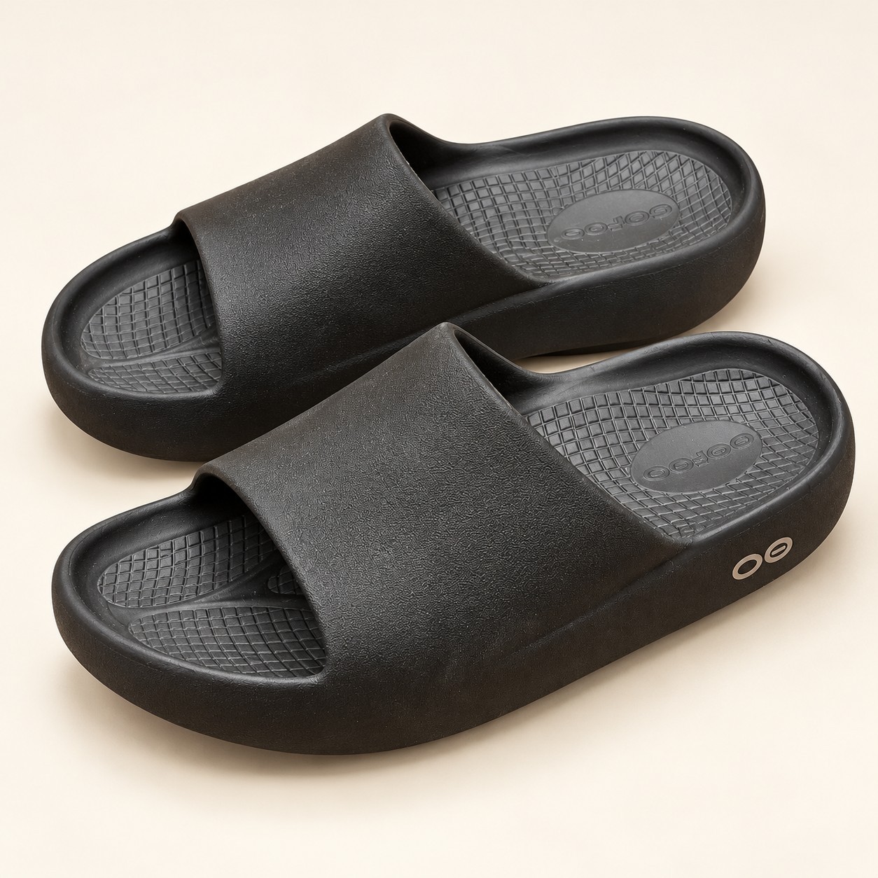 OOFOS OOahh+ Recovery Slides Black Mens 7 Womens 9 Unisex Sandals New With Tags