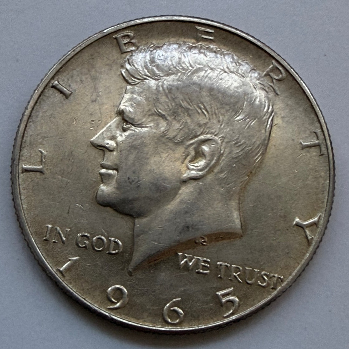 1965 P (no mintmark) Kennedy Half Dollar 40% silver Circulated 1965 P (no mintmark) Kennedy Half Dollar 40% silver Circulated
