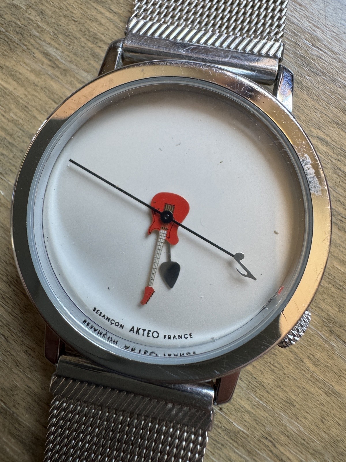 Akteo French-made Guitar Watch Akteo French-made Guitar Watch