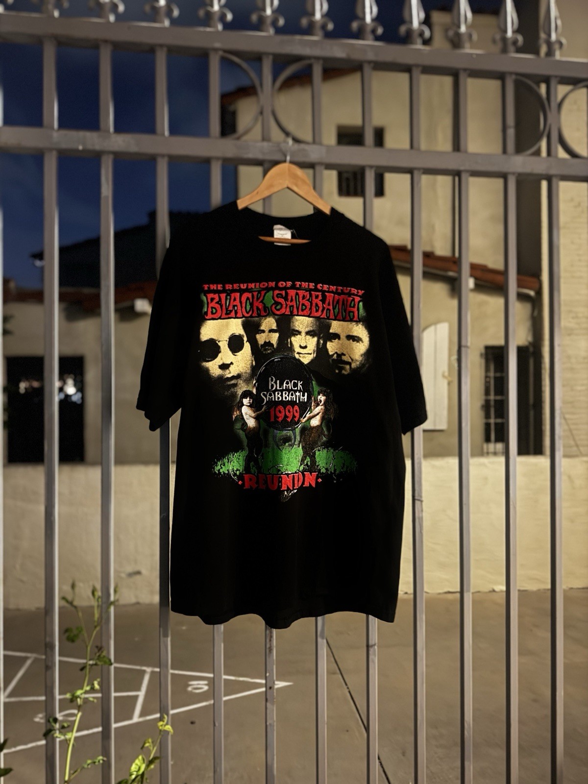 Vintage 1999 Black Sabbath Deftones Reunion of the Century band tour T-Shirt XL Vintage 1999 Black Sabbath Deftones Reunion of the Century band tour T-Shirt XL
