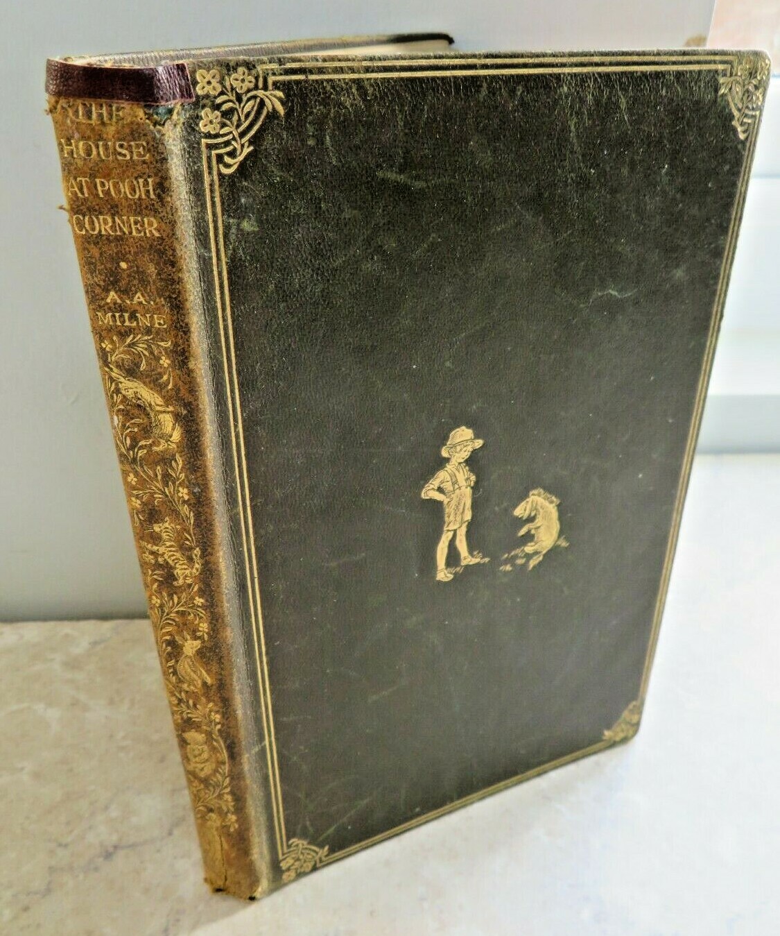 1928  HOUSE AT POOH CORNER *1ST ED AA MILNE & shepard LUXURY SOFT LEATHER tigger