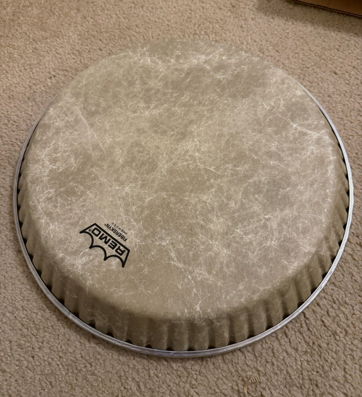 Remo crimplock symmetry m4 fiberskyn conga drum head 11.75 in. Remo crimplock symmetry m4 fiberskyn conga drum head 11.75 in.