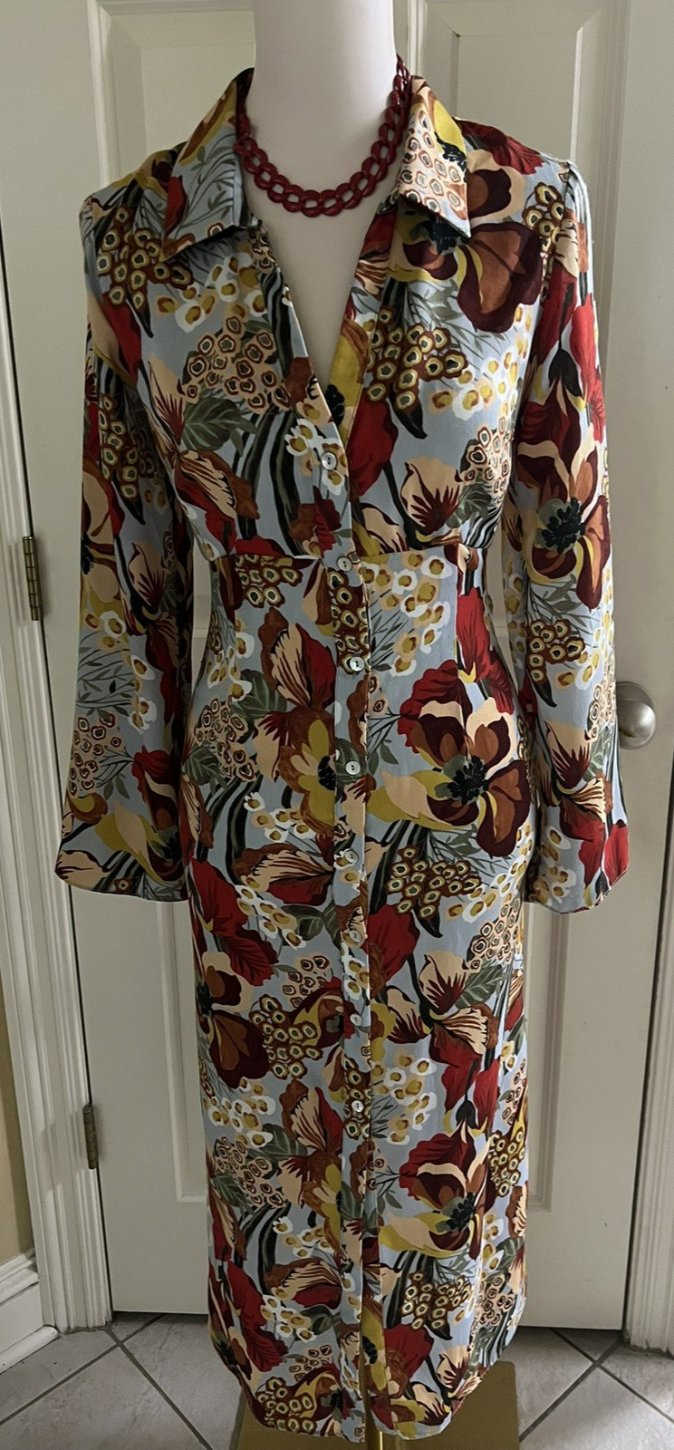 ZARA Midi Dress Size M Button Up Long Sleeve Boho Gorgeous Color ZARA Midi Dress Size M Button Up Long Sleeve Boho Gorgeous Color