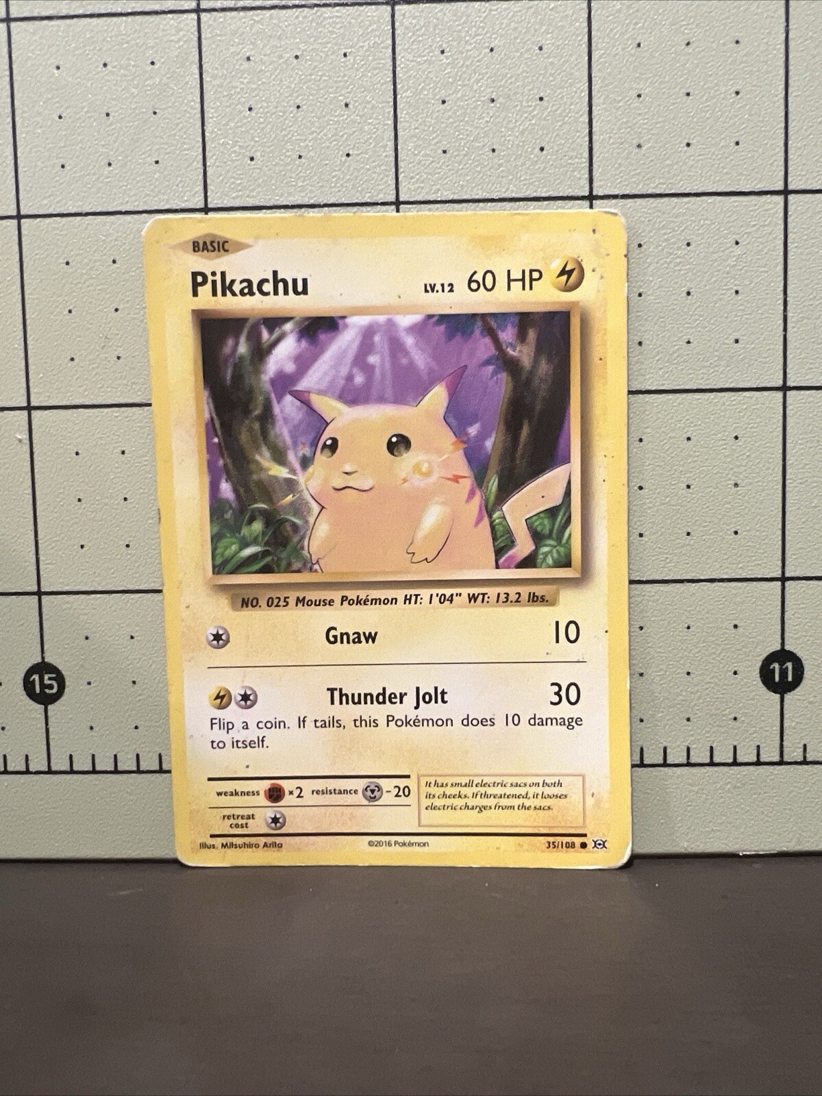 Pikachu 35/108 Evolutions Regular Pikachu 35/108 Evolutions Regular