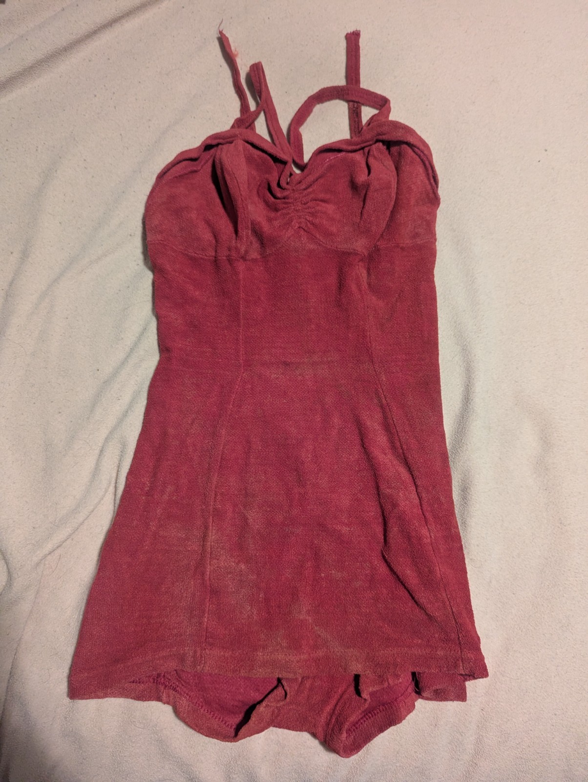 Vintage 1940s/1950s Jantzen Burgundy Pinup Swimsuit Size 36 Vintage 1940s/1950s Jantzen Burgundy Pinup Swimsuit Size 36