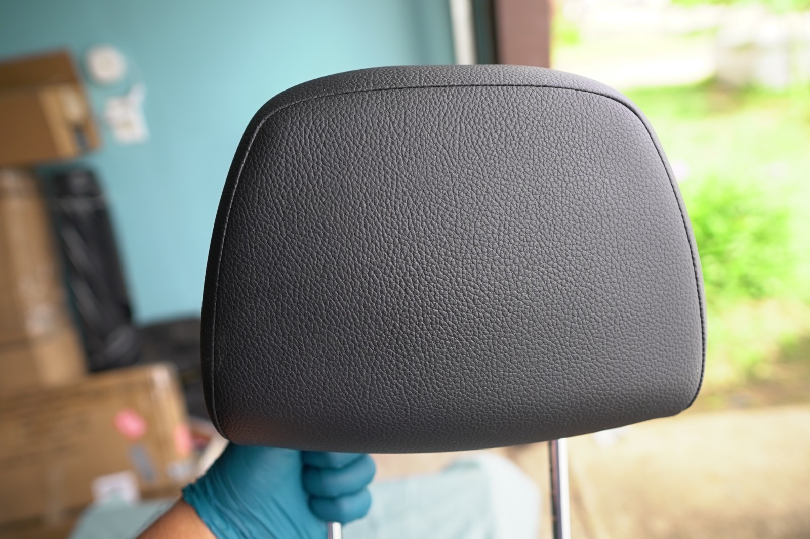 08-14 Mercedes-Benz C300 Front Black Leather Left Right Active Headrest Set OEM 08-14 Mercedes-Benz C300 Front Black Leather Left Right Active Headrest Set OEM