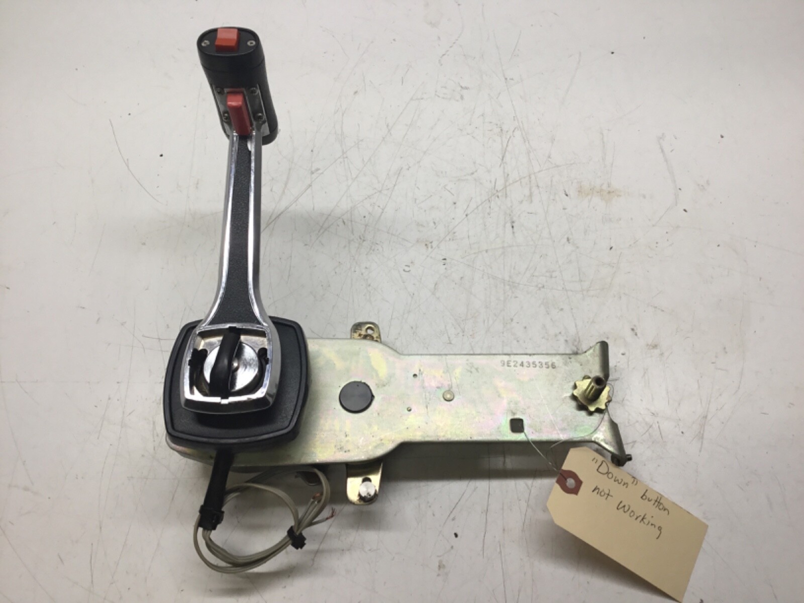 ZZ2 Hi-Lex Boat Throttle Remote Control Box 9E2435356 3K1623285 ZZ2 Hi-Lex Boat Throttle Remote Control Box 9E2435356 3K1623285