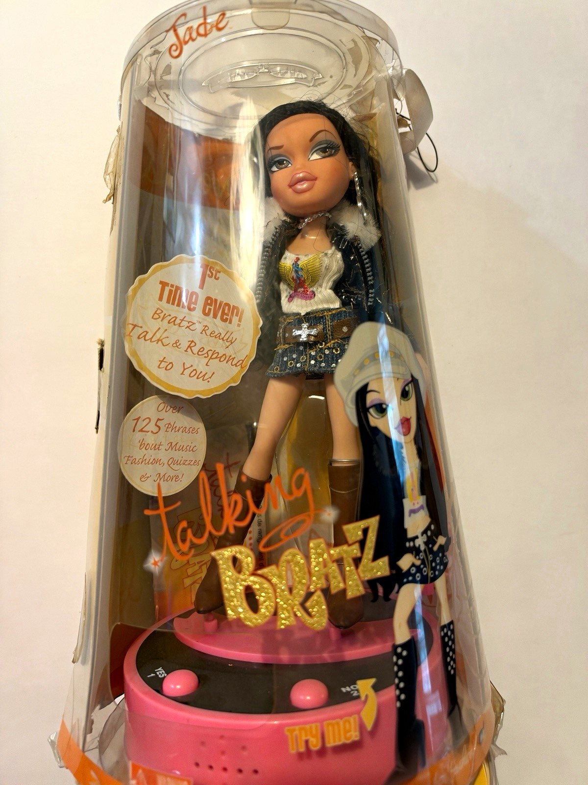 Bratz Talking Bratz Jade Doll Action Figure Multicolor BOX DAMAGE