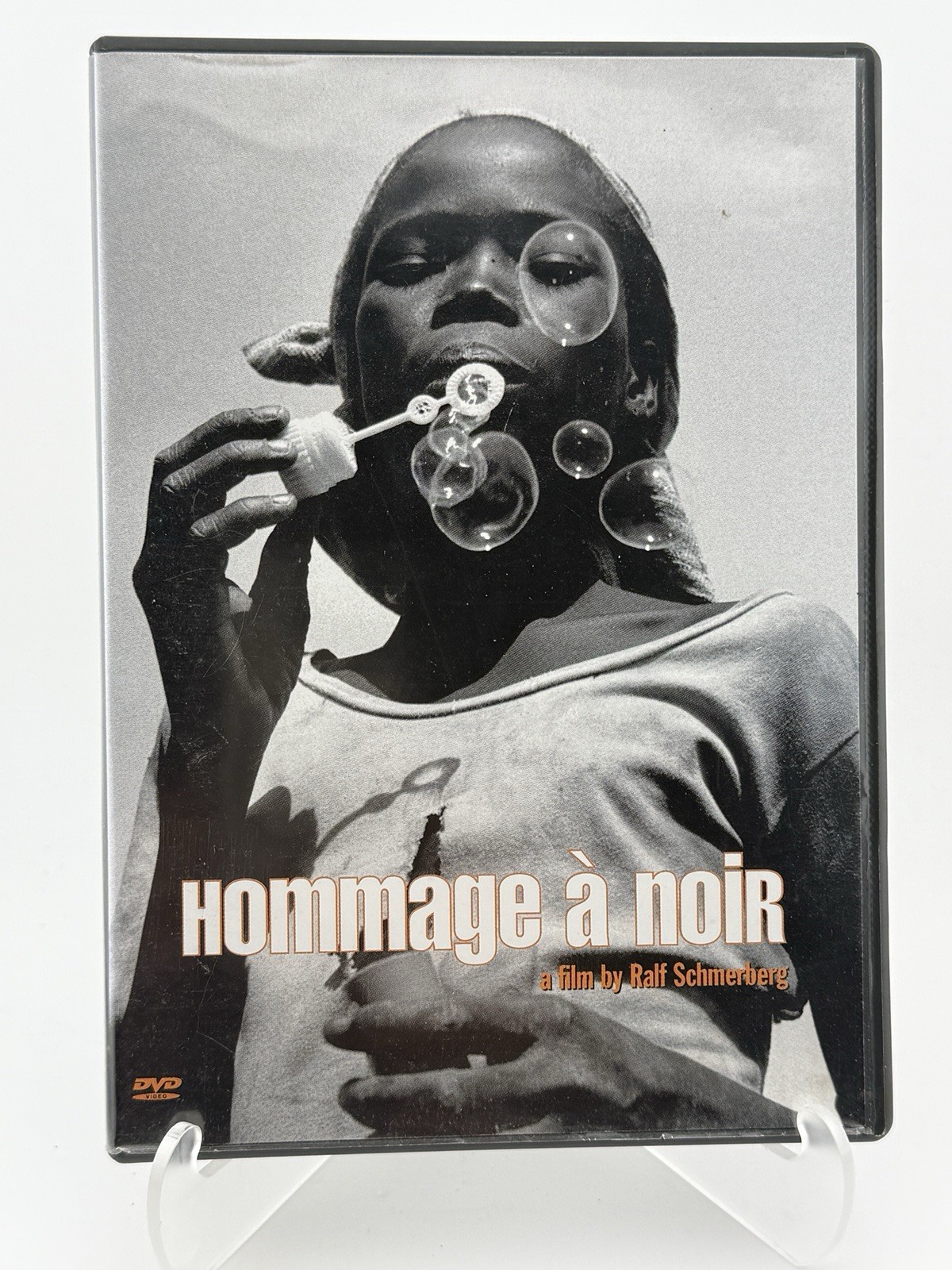 HOMMAGE A NOIR DVD A Film by Rolf Schmerberg PALM PICTURES BRAND - Documentary HOMMAGE A NOIR DVD A Film by Rolf Schmerberg PALM PICTURES BRAND - Documentary