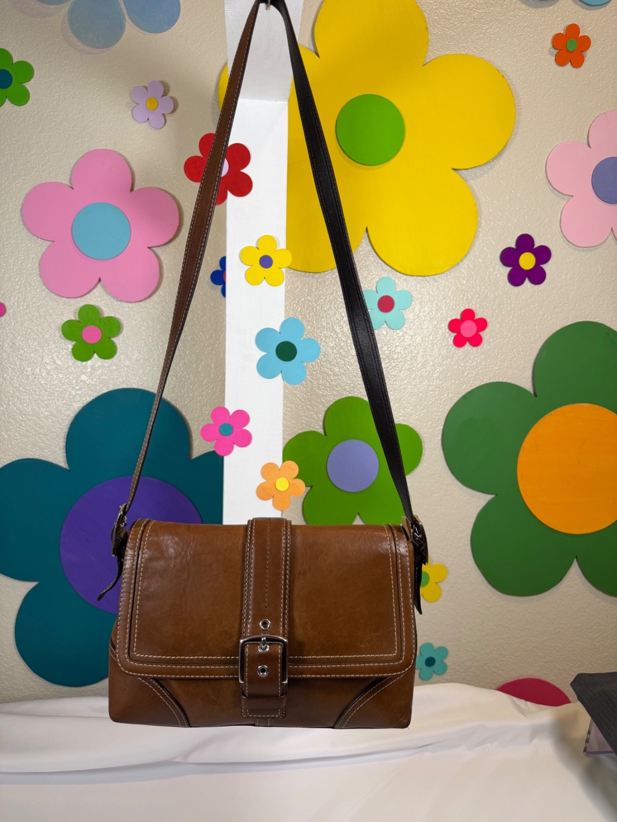 Coach F11196 MEDIUM Vintage Cognac Y2K Soho Flap Leather Shoulder Bag Coach F11196 MEDIUM Vintage Cognac Y2K Soho Flap Leather Shoulder Bag